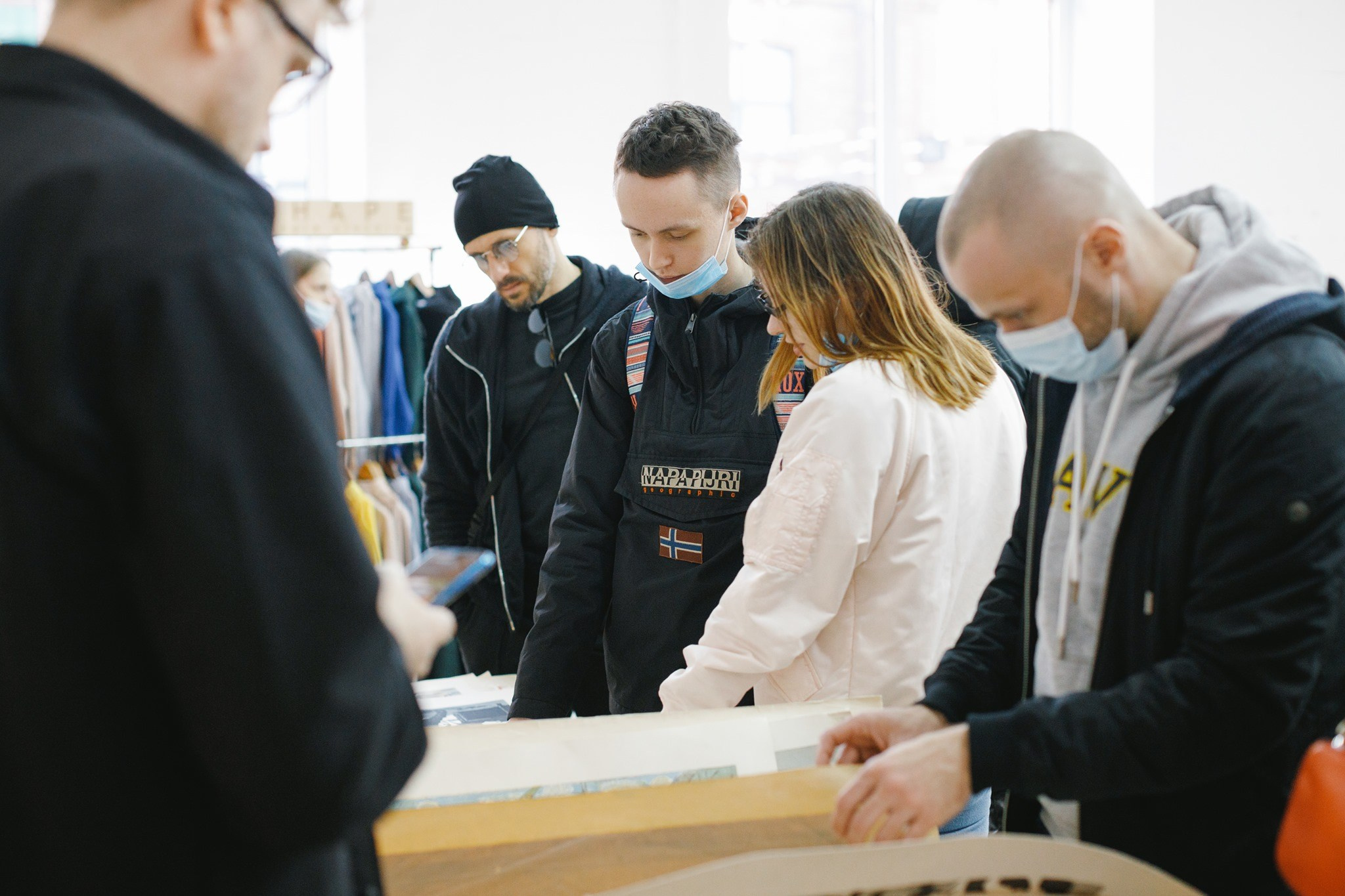 10–11 апреля 2021 на Трёхгорной мануфактуре / фото Иван Гущин. Фотоотчеты «Ламбада-маркета»