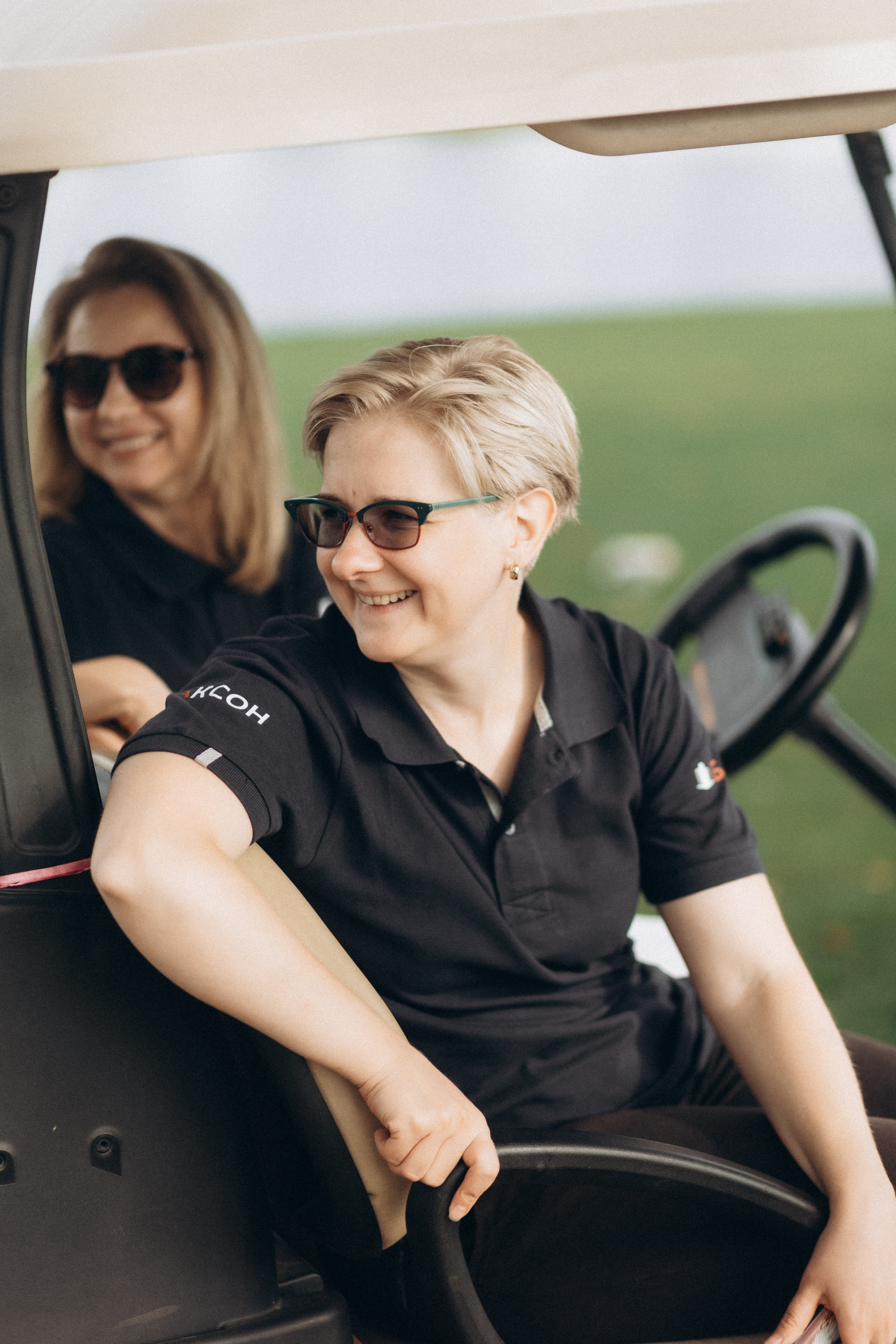 Корпоратив компании Аксон «игра в гольф». Фотограф Артем Бросов в Санкт-Петербурге и Дубае