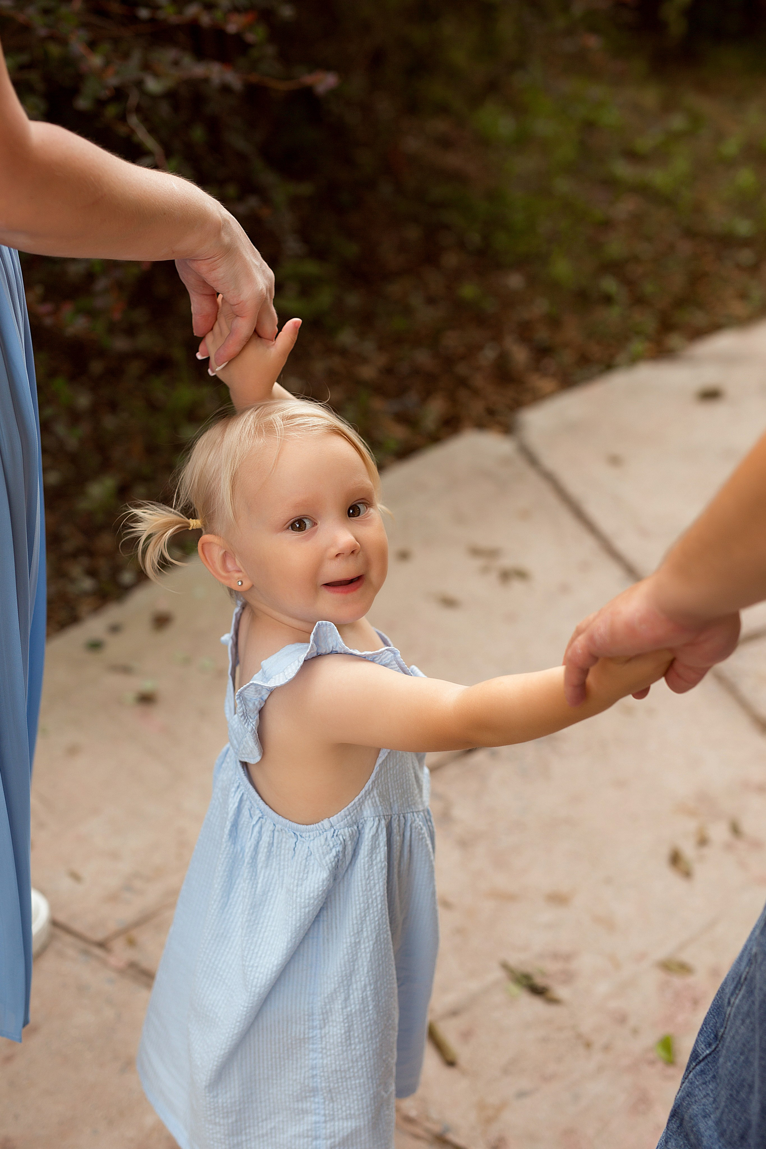 Тае 2 годика. Людмила Далидович топовый семейный фотограф Находка/Владивосток