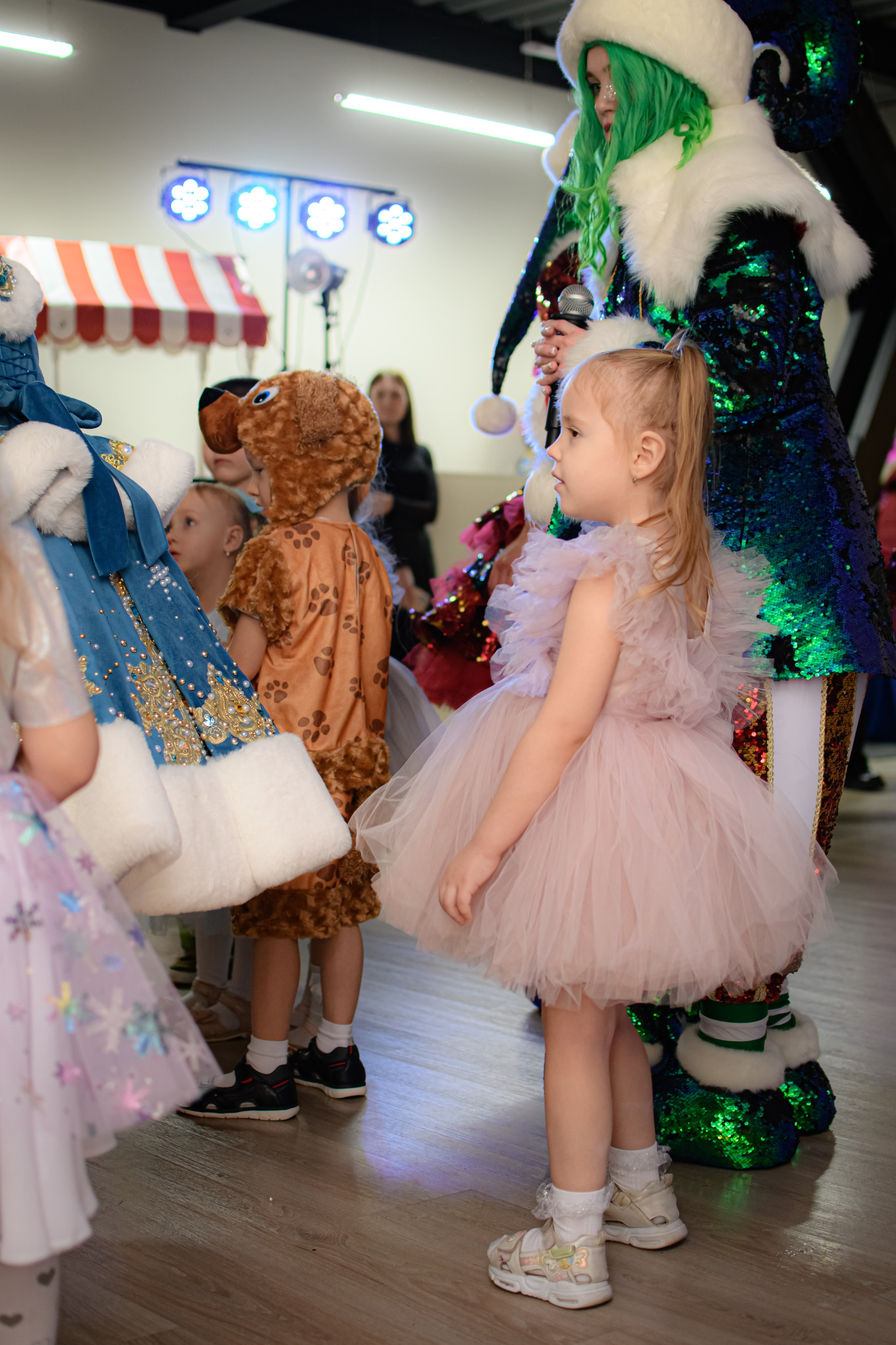 HAPPY NEW YEAR. Photokarish