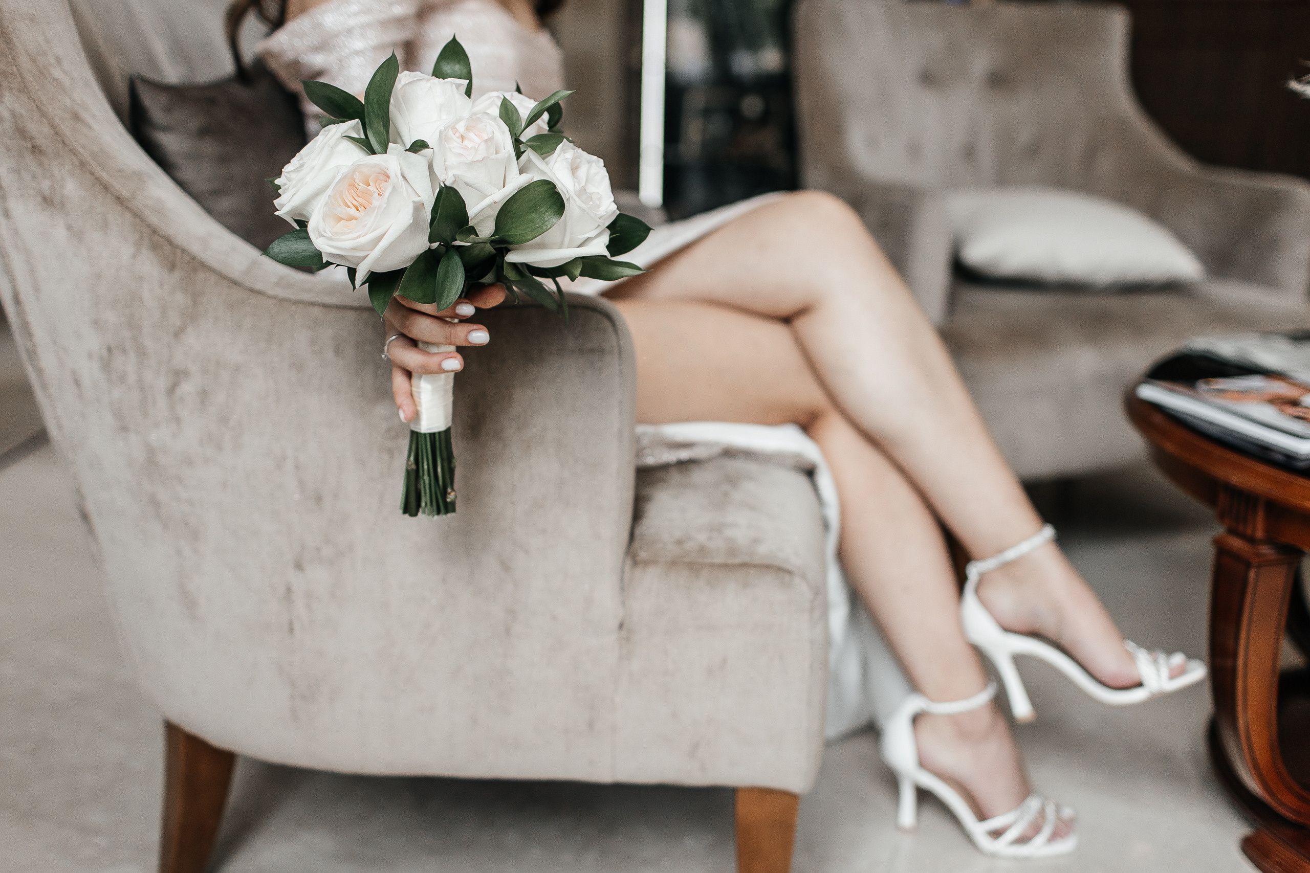 Здравствуйте! Я&nbsp;свадебный фотограф из&nbsp;Ульяновска, работаю в&nbsp;том числе по&nbsp;всей России и&nbsp;с&nbsp;выездом за&nbsp;границу. Снимаю свадьбы, lovestory, корпоративы, светский репортаж. Провожу обучение по&nbsp;фотографии, мастер-классы и&nbsp;воркшопы для других фотографов.