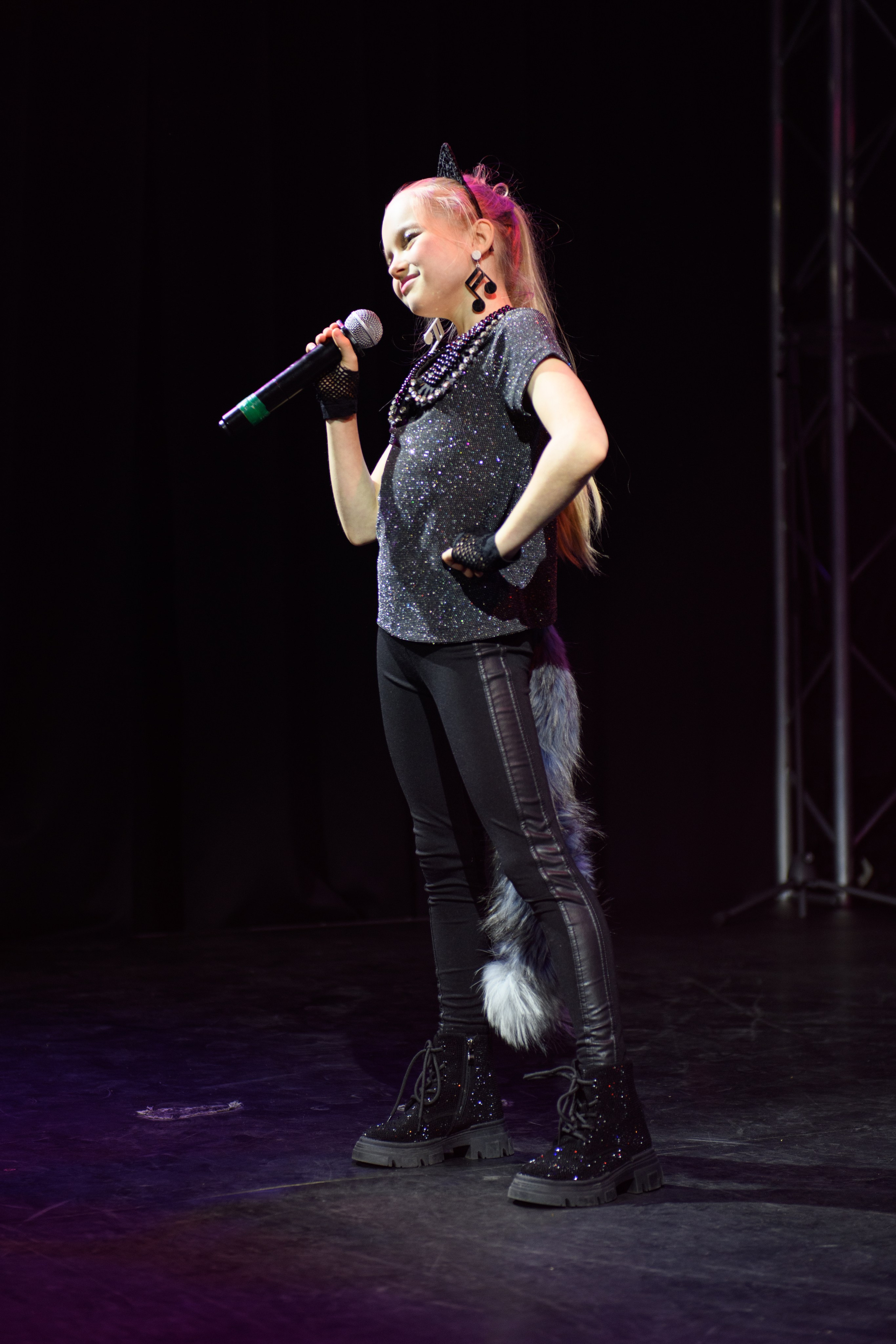 Финал конкурса красоты и материнства «Особенная мама». Организация и проведение фотосъемок в Санкт-Петербурге. Фотограф Смирягин Илья