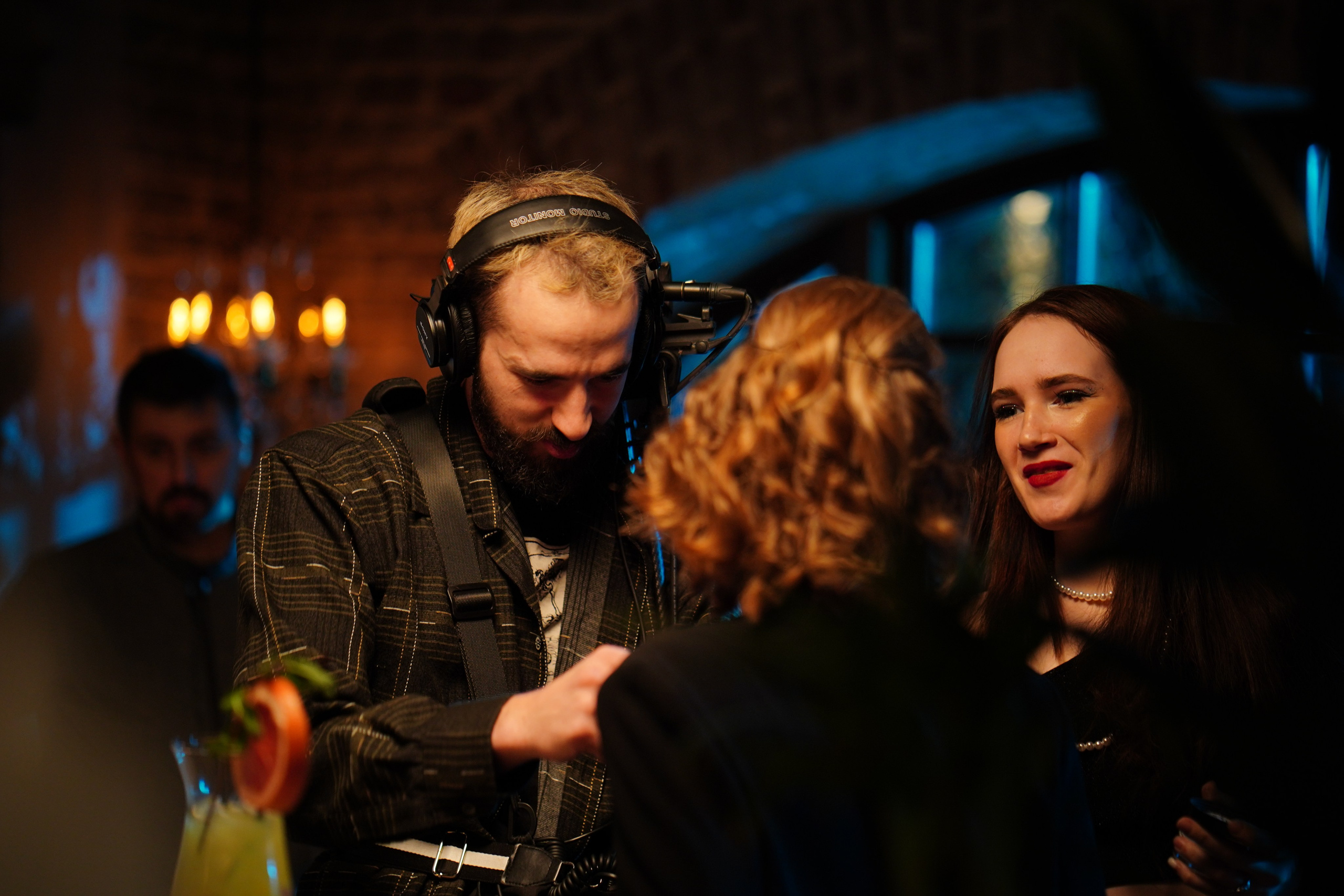 Смена к/м «Правдивые истории». Творческий и репортажный фотограф в Москве Клим Долгов