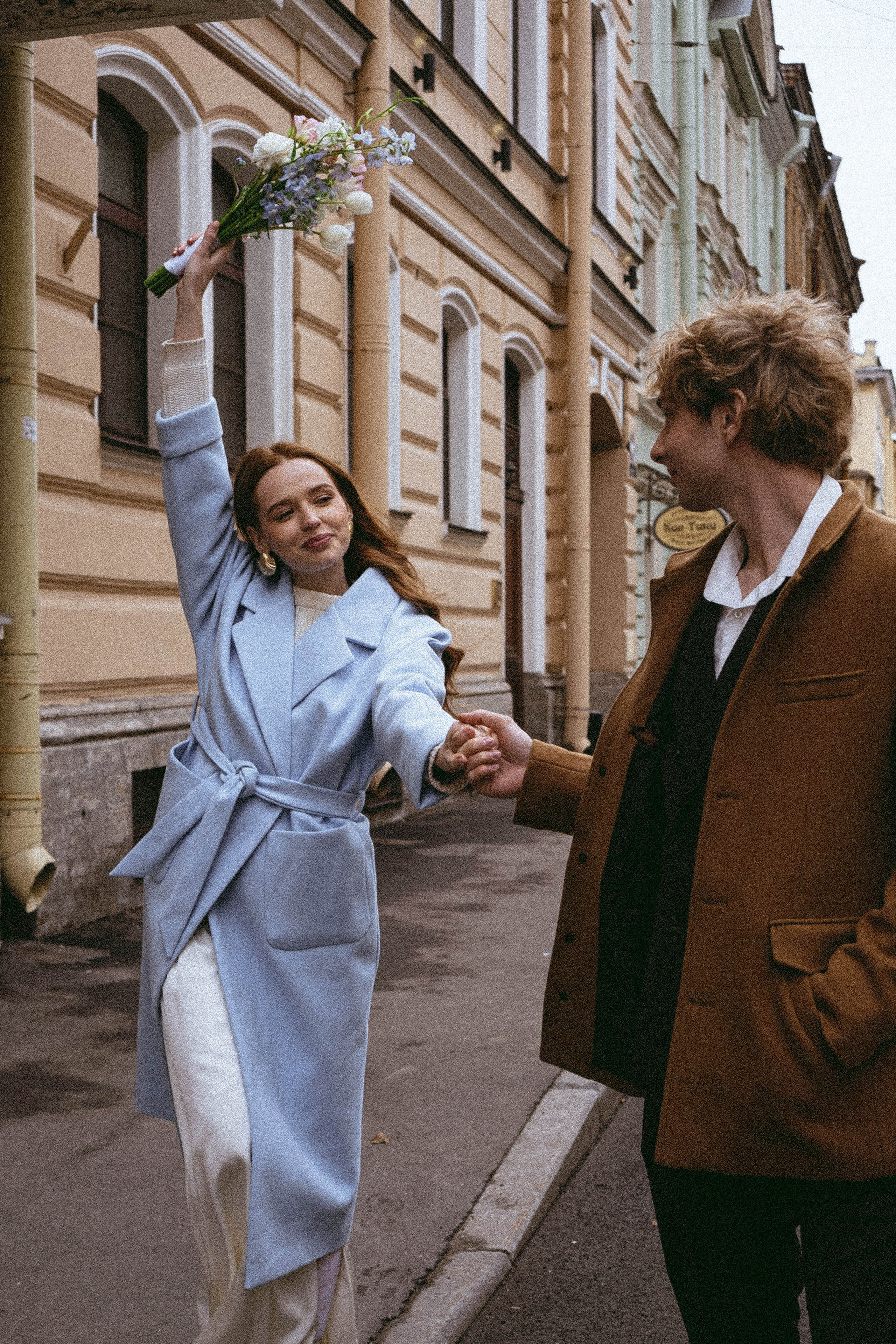 СВАДЕБНАЯ ПРОГУЛКА ПО ПЕТРОГРАДКЕ ВЕСНОЙ (ФОТОСЕССИИЯ ПАРЫ СВАДЕБНАЯ). Профессиональный фотограф, Санкт-Петербург — Виктория Богомолова