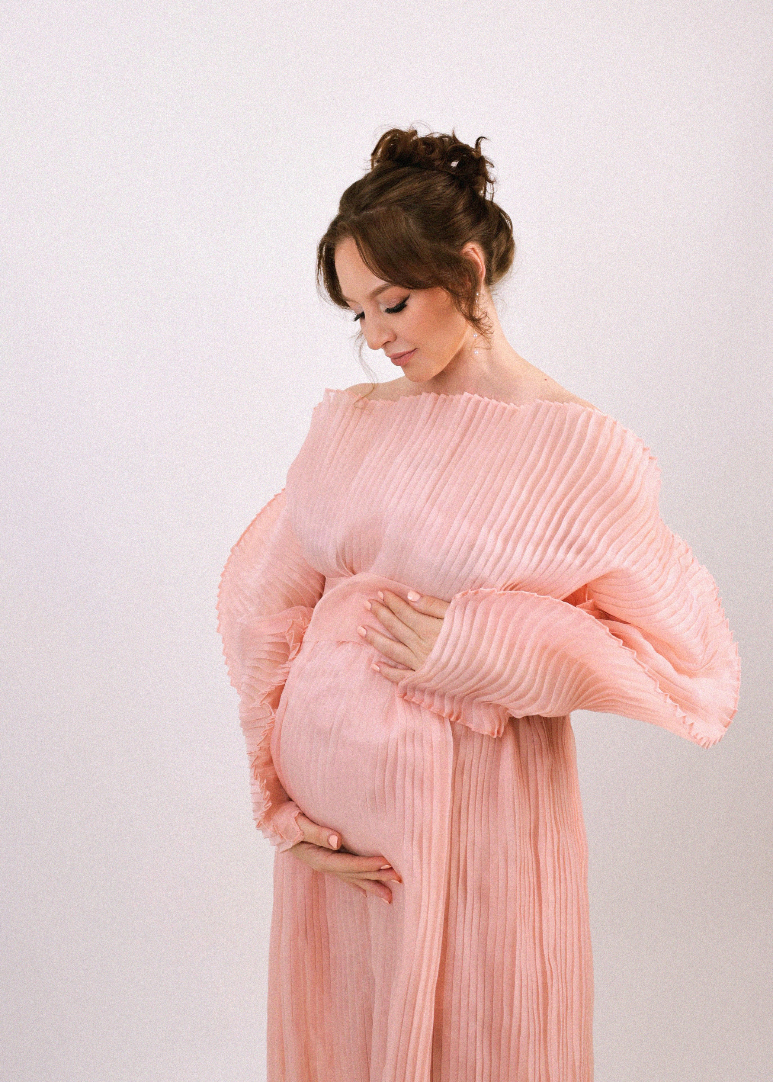 Pregnant. Halifax Photographer — Kristina Konstantinidi