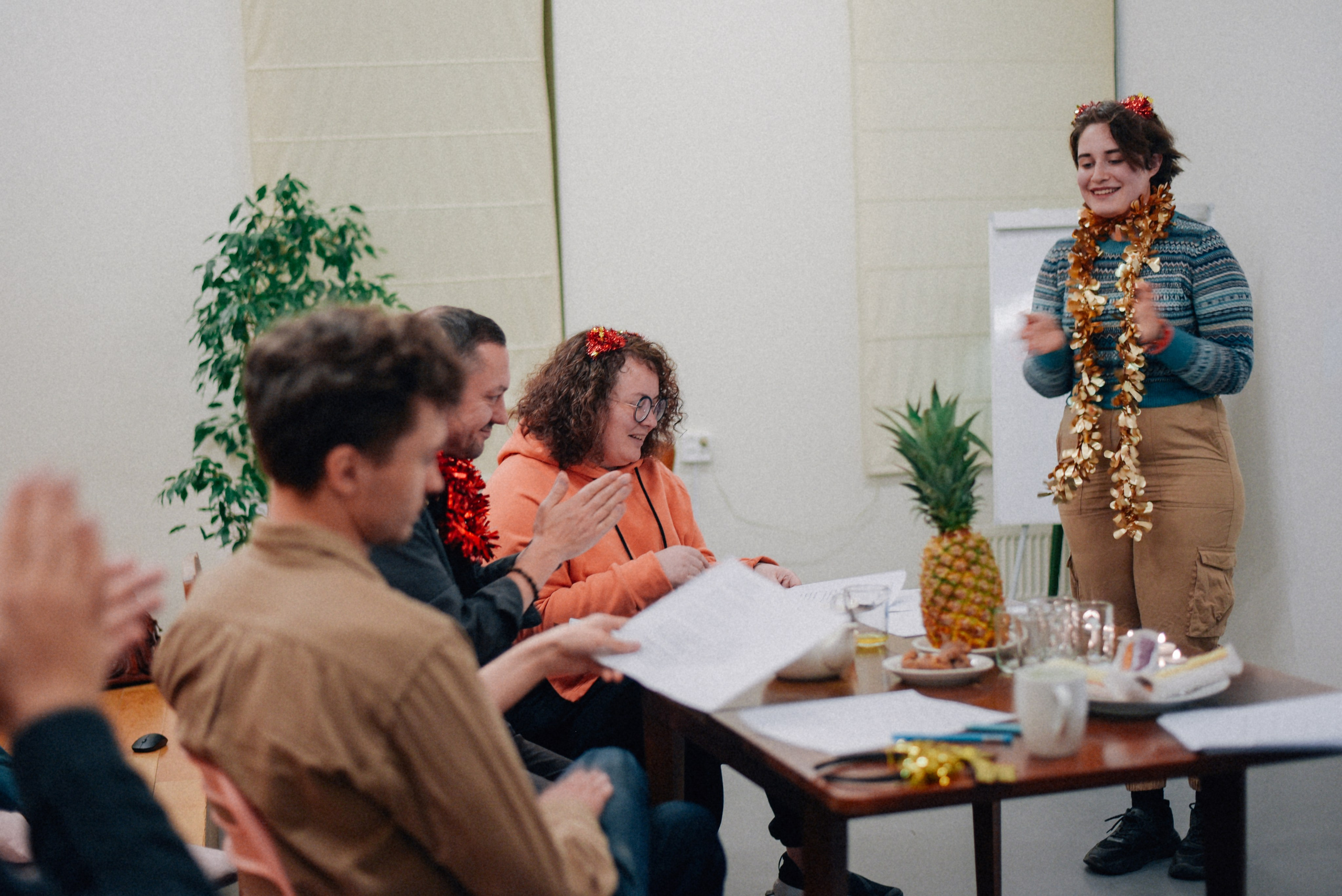 ЧТО ТЫ МЕЛЕШь Вечер вьетнамского караоке. Фотограф Лола Волна, город Москва