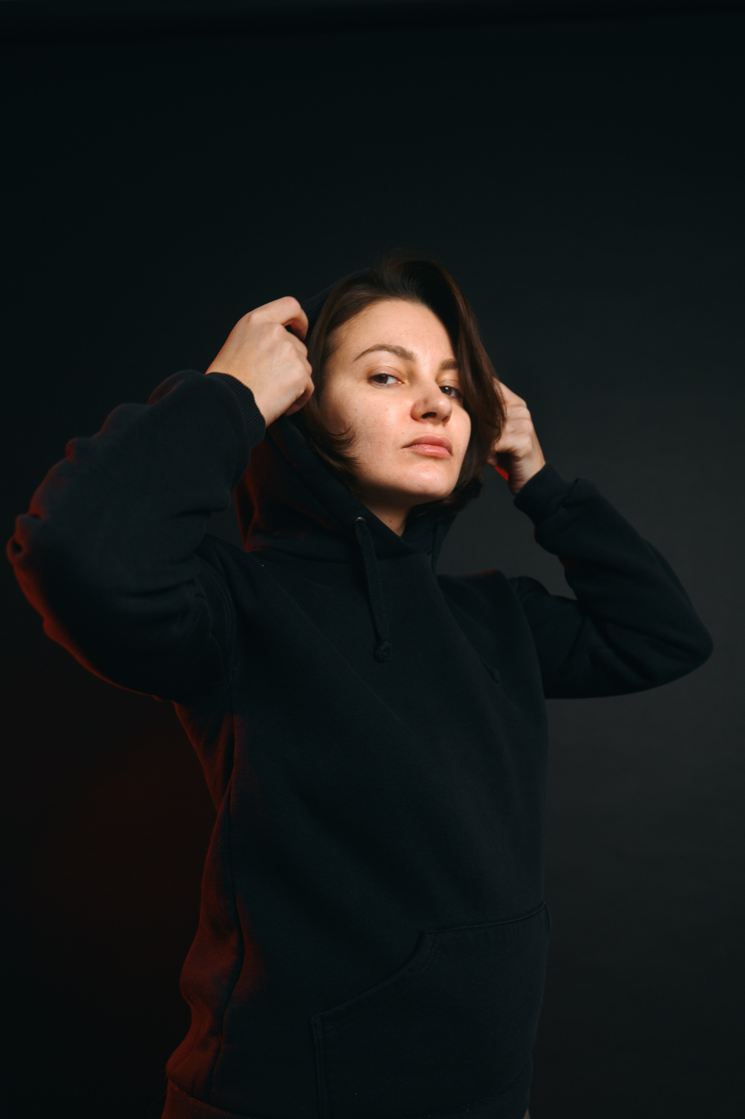 КОНТРАСТНЫЙ ПОРТРЕТ. Фотограф в Белграде Чугреева Елена