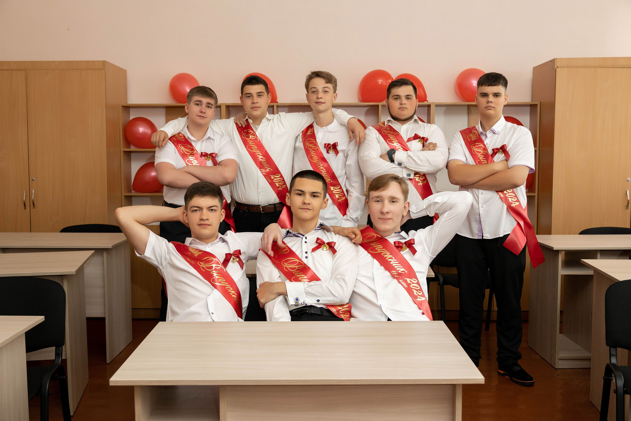 Школа № 4. 11 класс. Фотограф Донецк. Горловка. ДНР. Севастополь