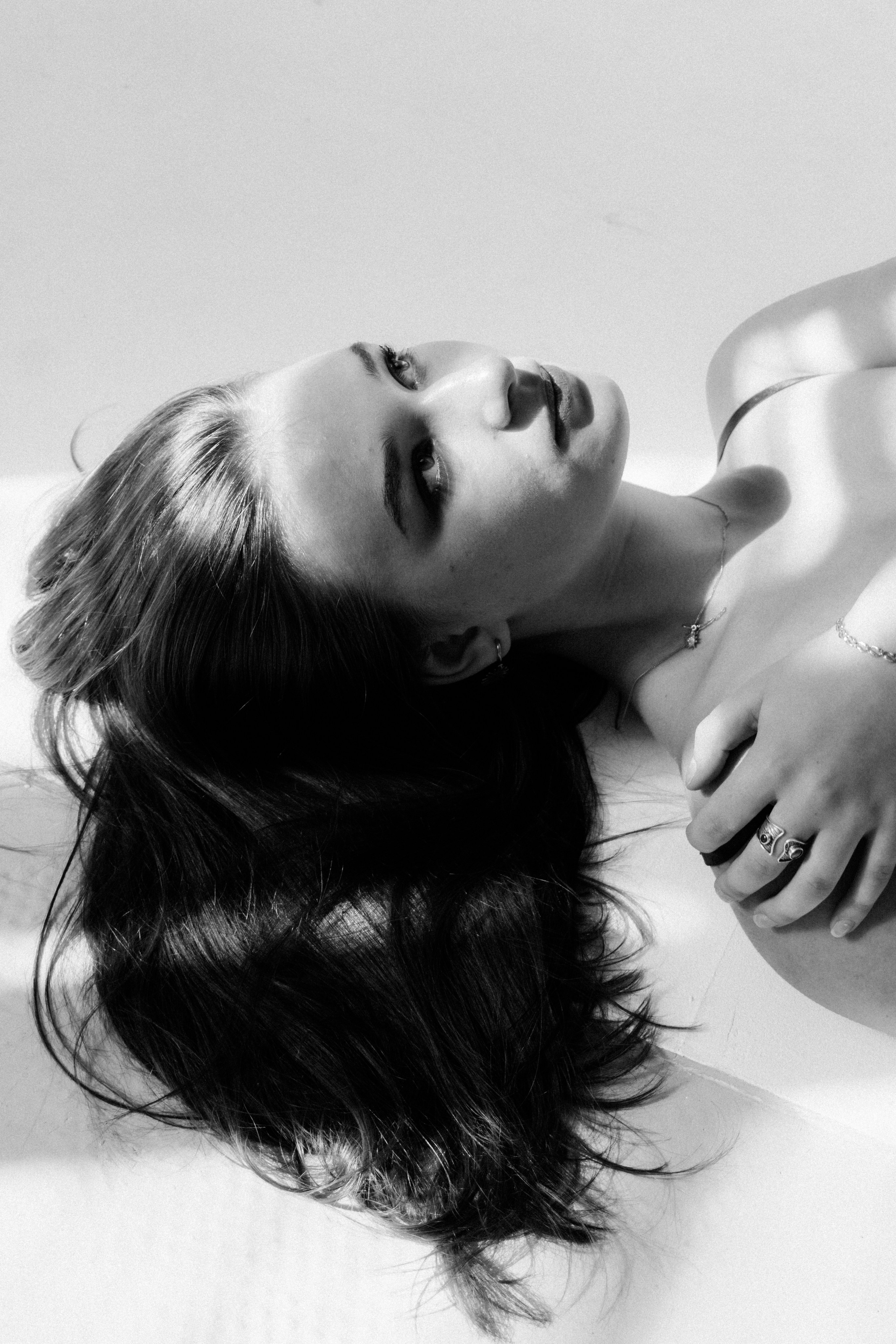 Alisa. Я — Алёна и я фотографирую красиво (е)
