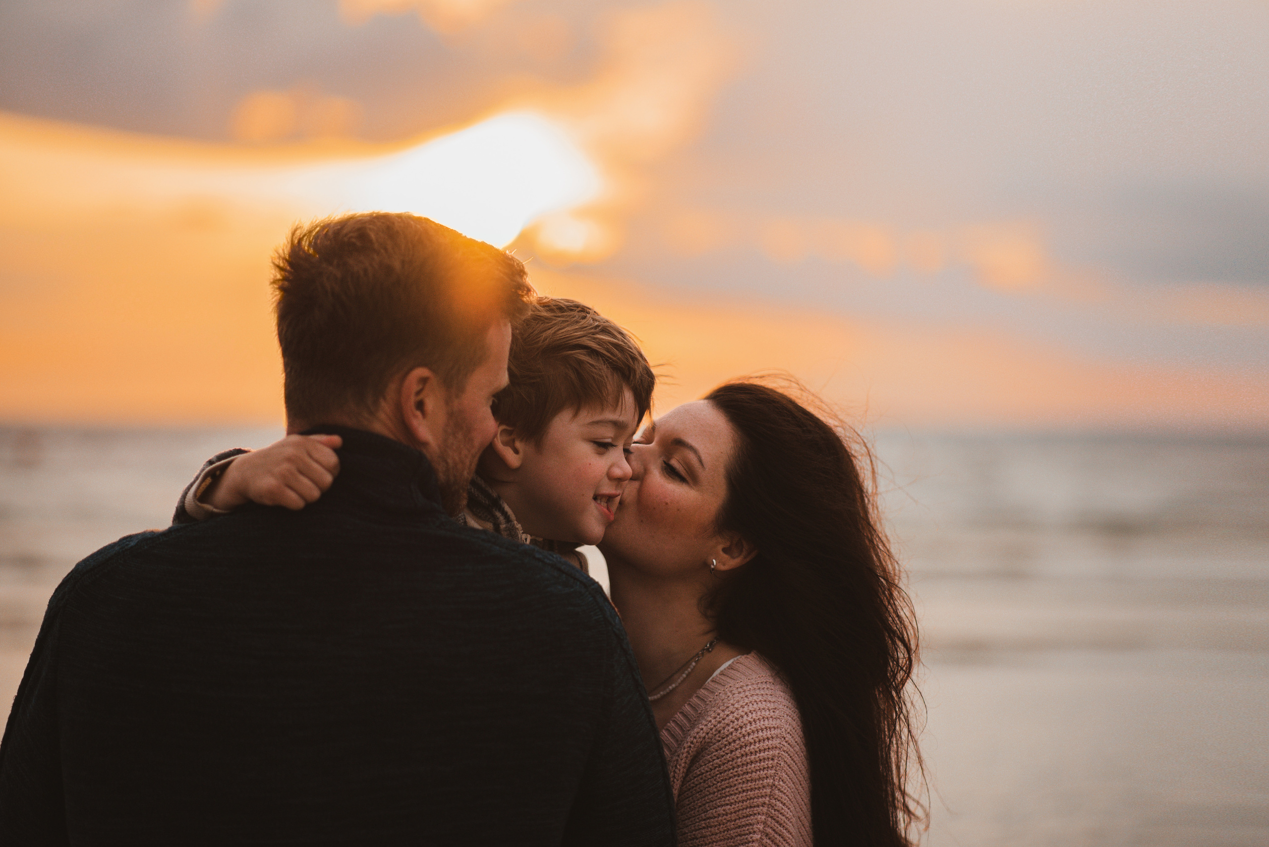 Наташа, Лёша и Егор. Пикник у залива. Семейный и детский фотограф в Санкт-Петербурге Светлана Юрьева