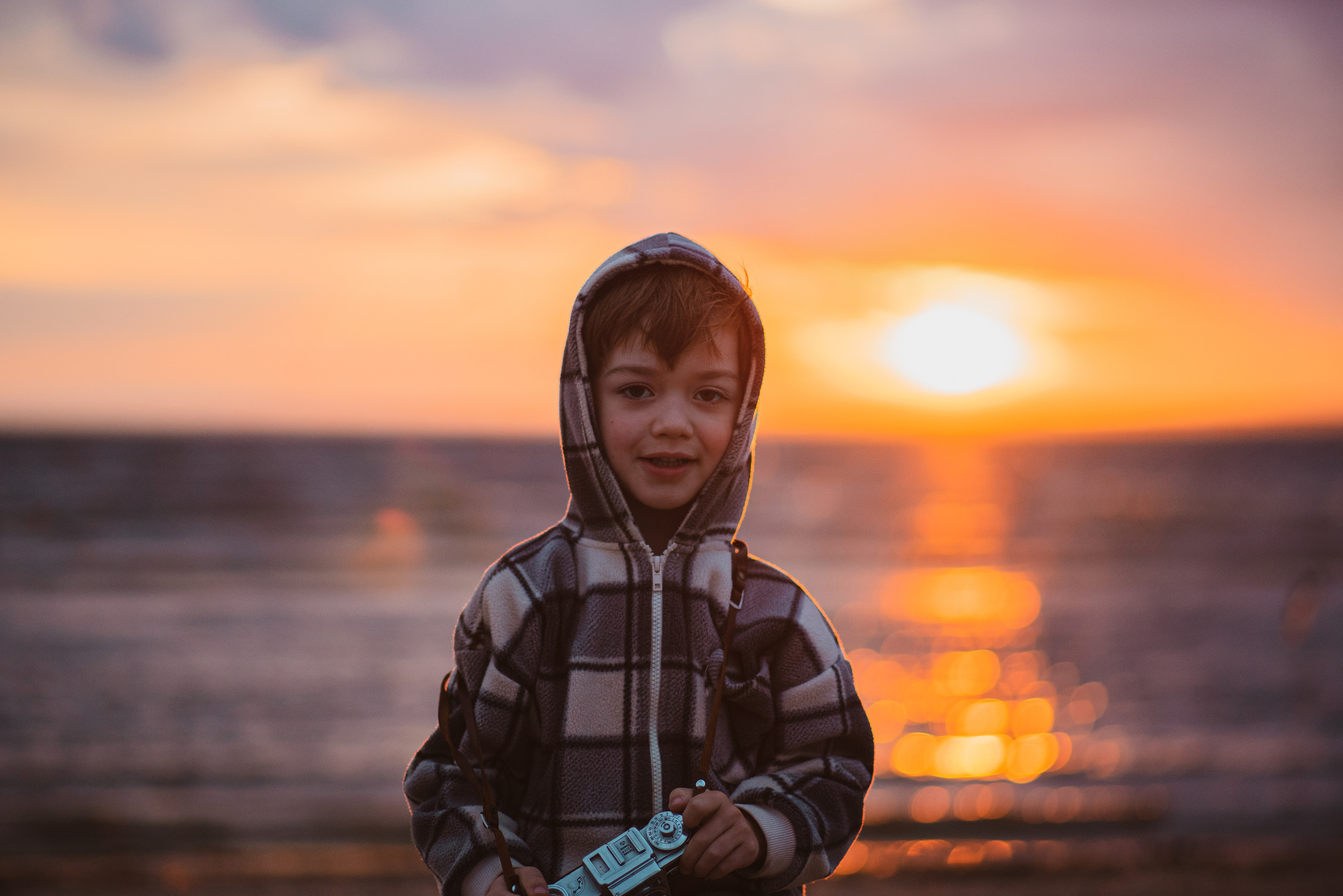Наташа, Лёша и Егор. Пикник у залива. Семейный и детский фотограф в Санкт-Петербурге Светлана Юрьева