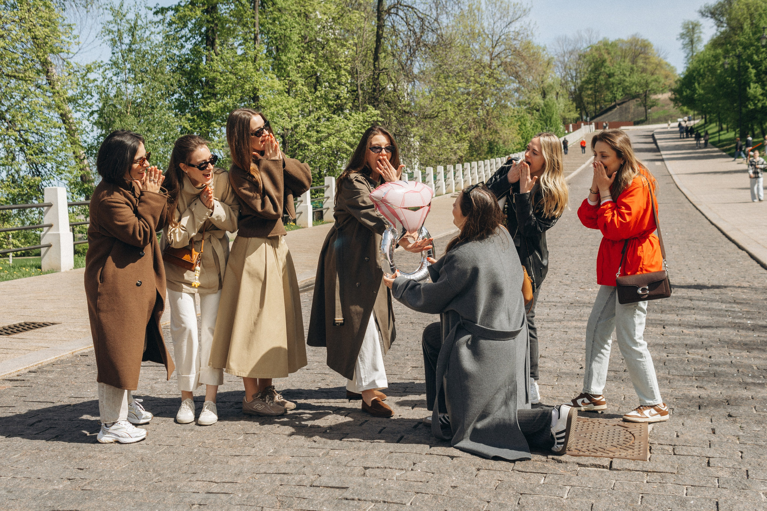 Девчиник-прогулка. Я — Алёна и я фотографирую красиво (е)