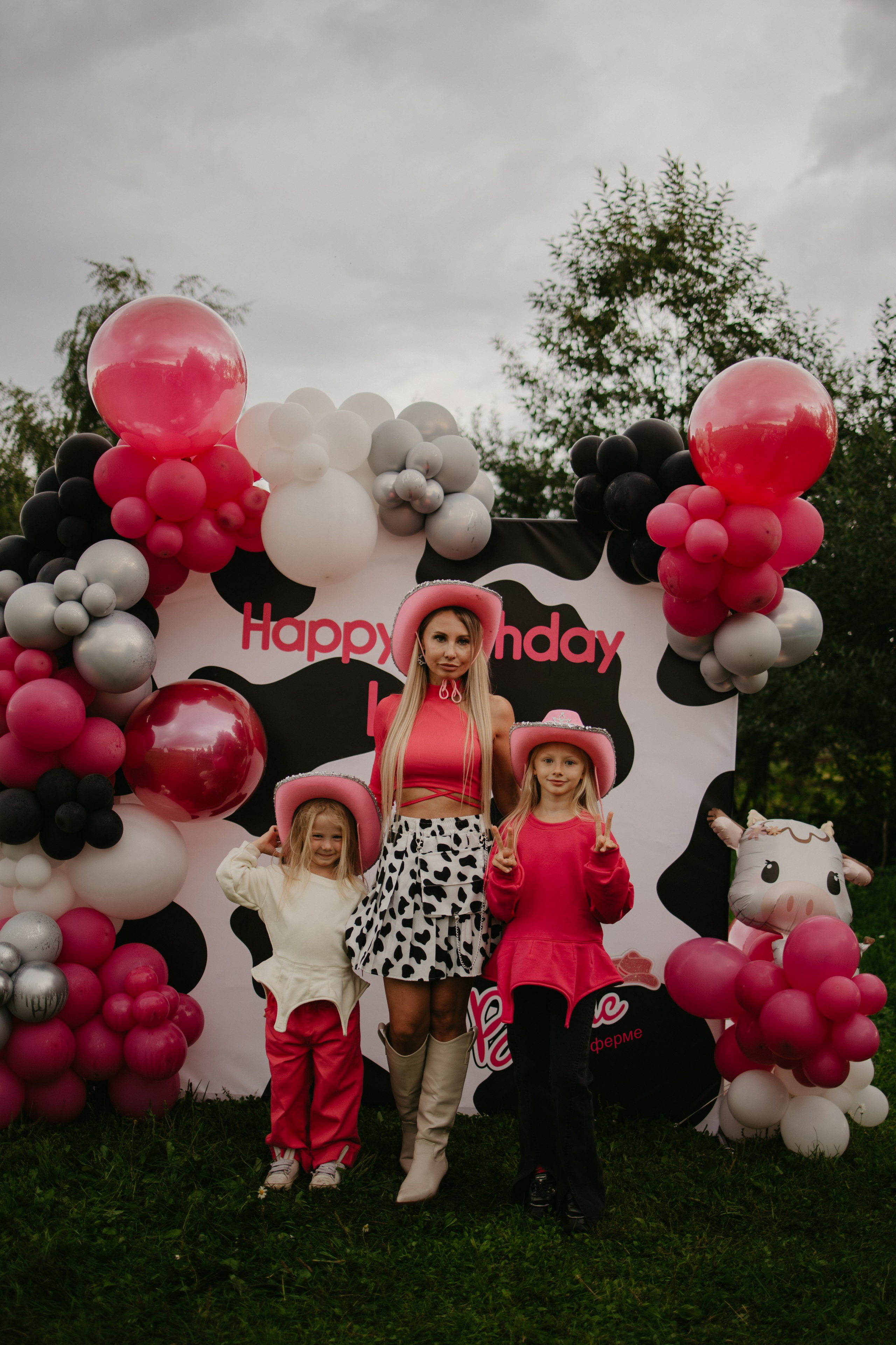 Лера 2 годика. Репортажный и портретный фотограф в Санктпетербурге. Видиосъемка мероприятий в Санкт-Петербурге