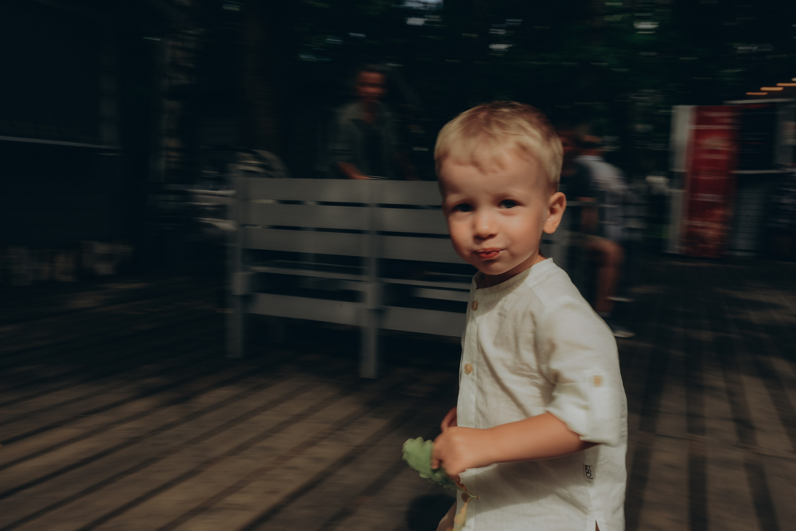 Семейная фотопрогулка парке. Елена Павел и Лев. Семейный и свадебный фотограф в Санкт-Петербурге Яна
