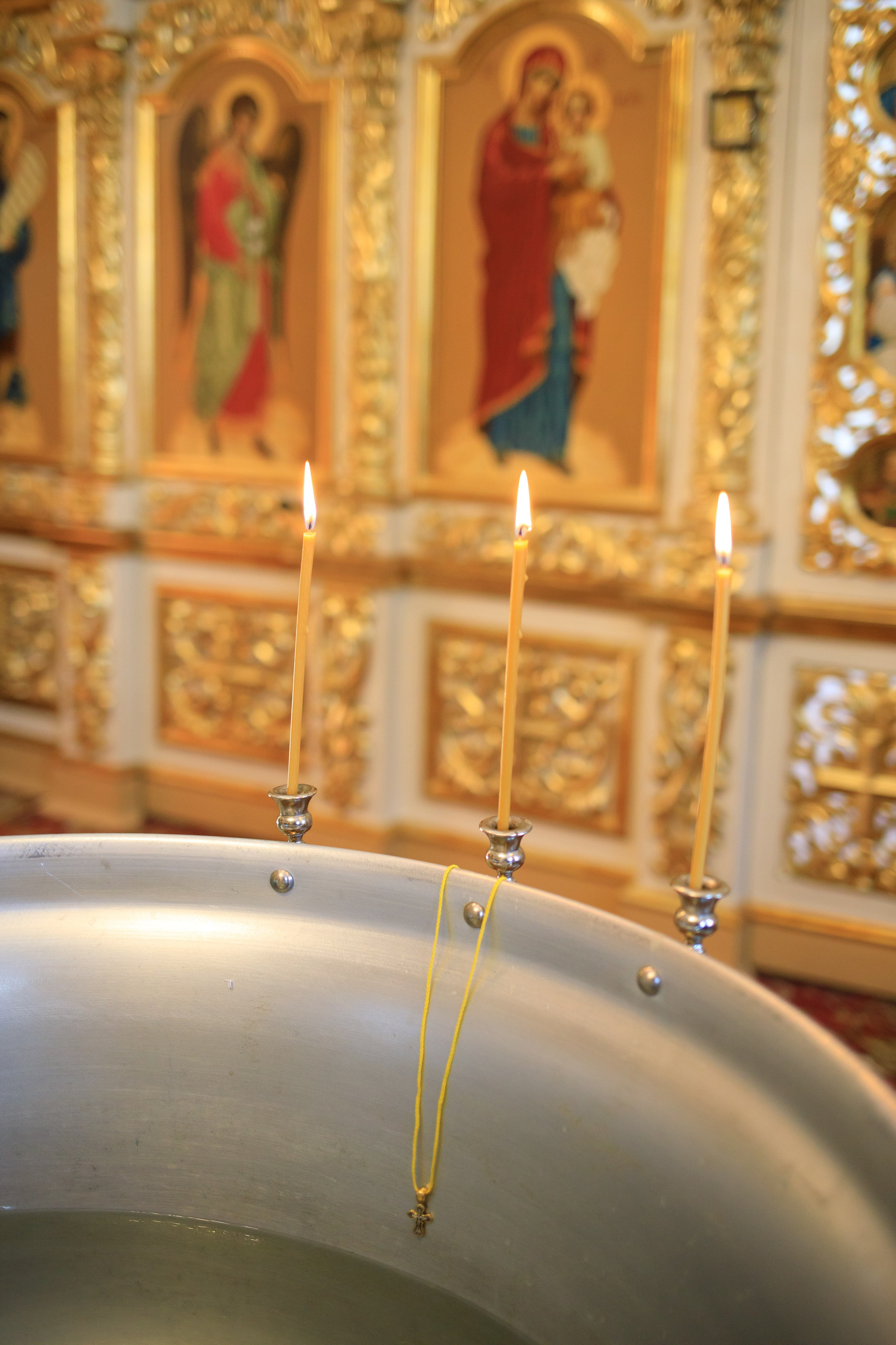 Фотосъёмка таинства крещения и крестин в городах Я фотограф снимающий венчания в городах Минеральные Воды, Пятигорск, Кисловодск, Ессентуки,. Репортажный и свадебный фотограф Пятигорск и КМВ