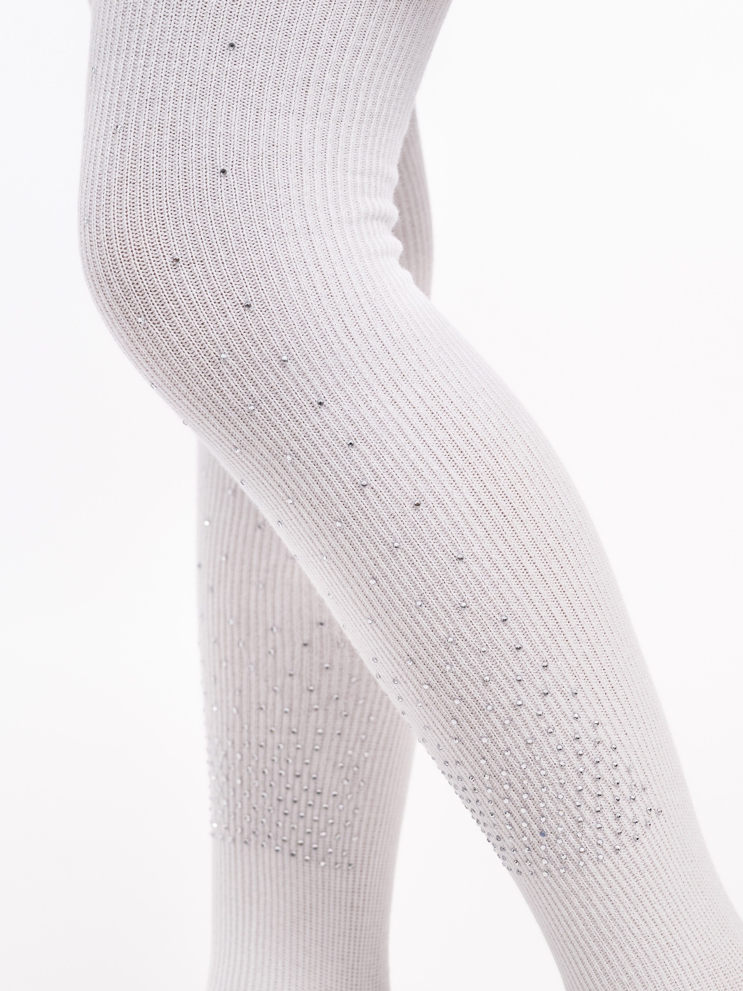 Колготки детские модели + предметка серия 2. Предметный фотограф, фото для маркетплейсов Пятигорск, КМВ