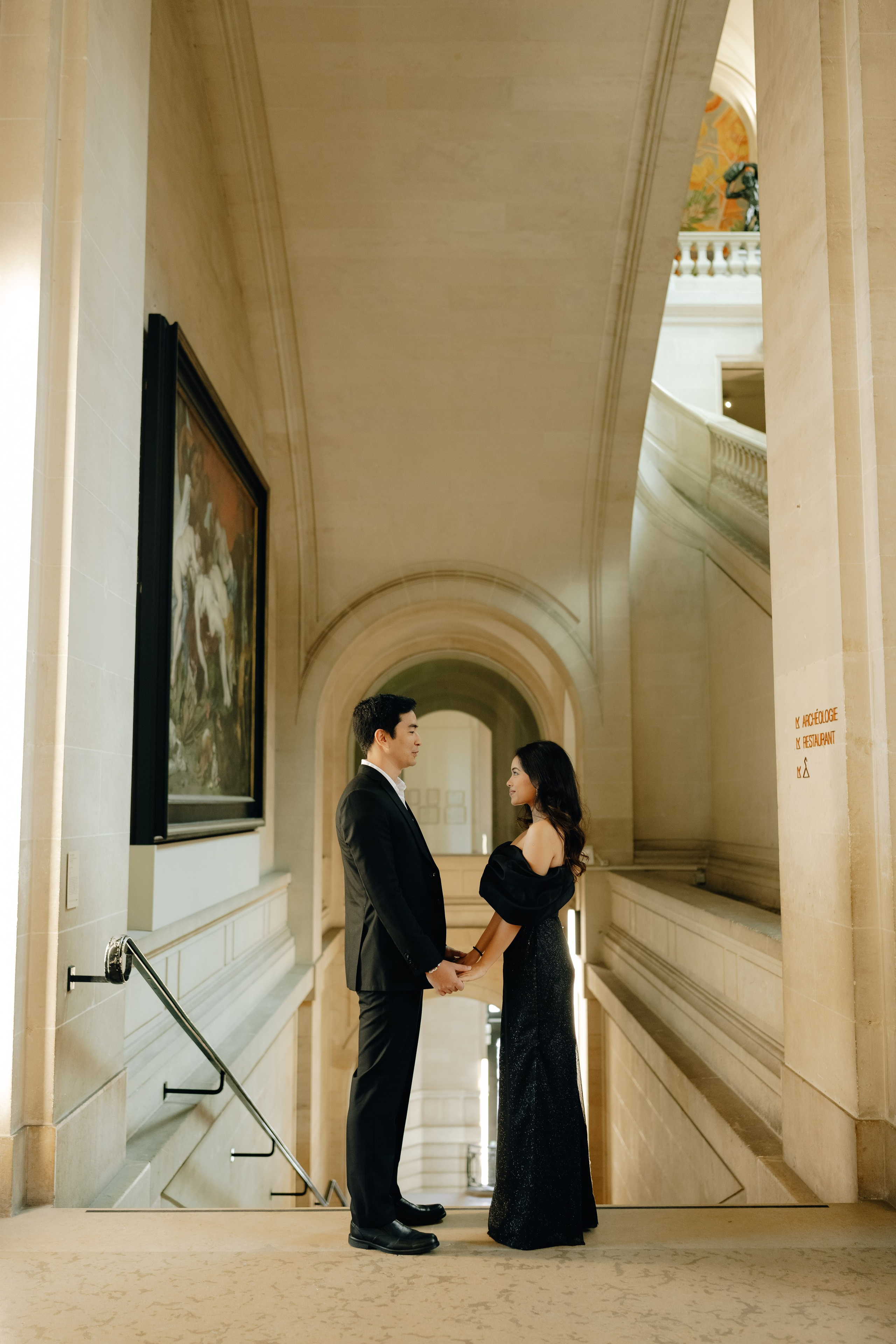 Fifi & Shamil | The Museum of Art. Профессиональный свадебный фотограф в Женеве и Швейцарии | Таня Вовчецкая