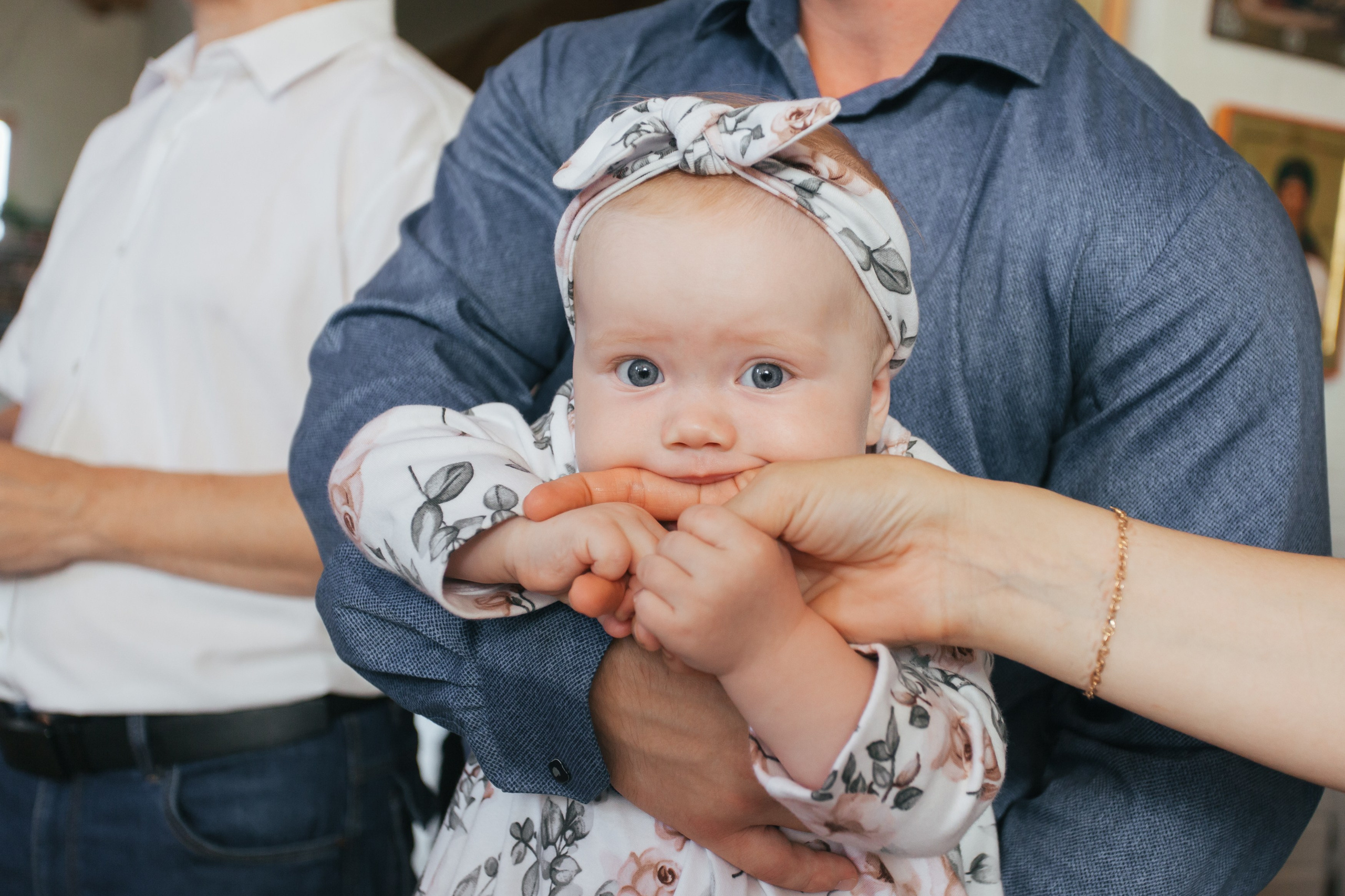 Крещение храм Сошествия святого Духа, г. Колпино. Фотограф на крещение в Санкт Петербурге