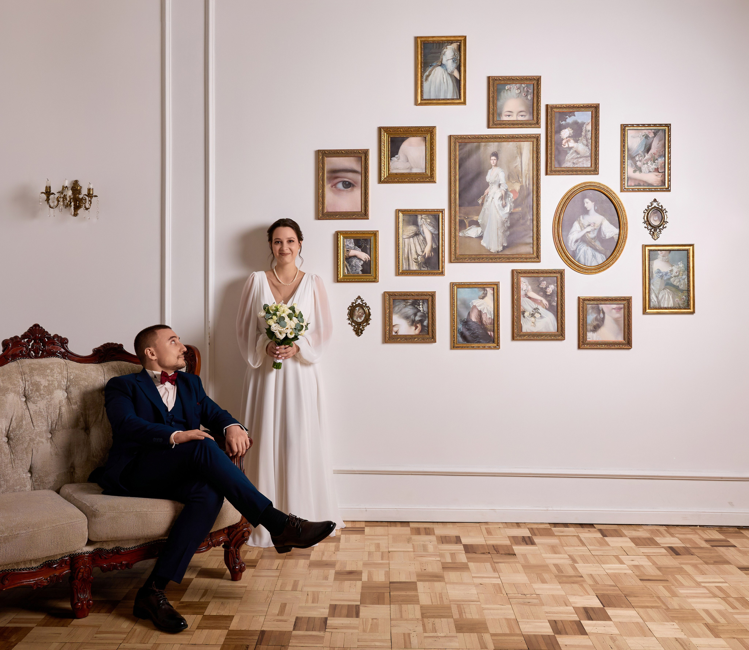 Свадебная фотосессия в студии и регистрация брака в Грибоедовском ЗАГСе