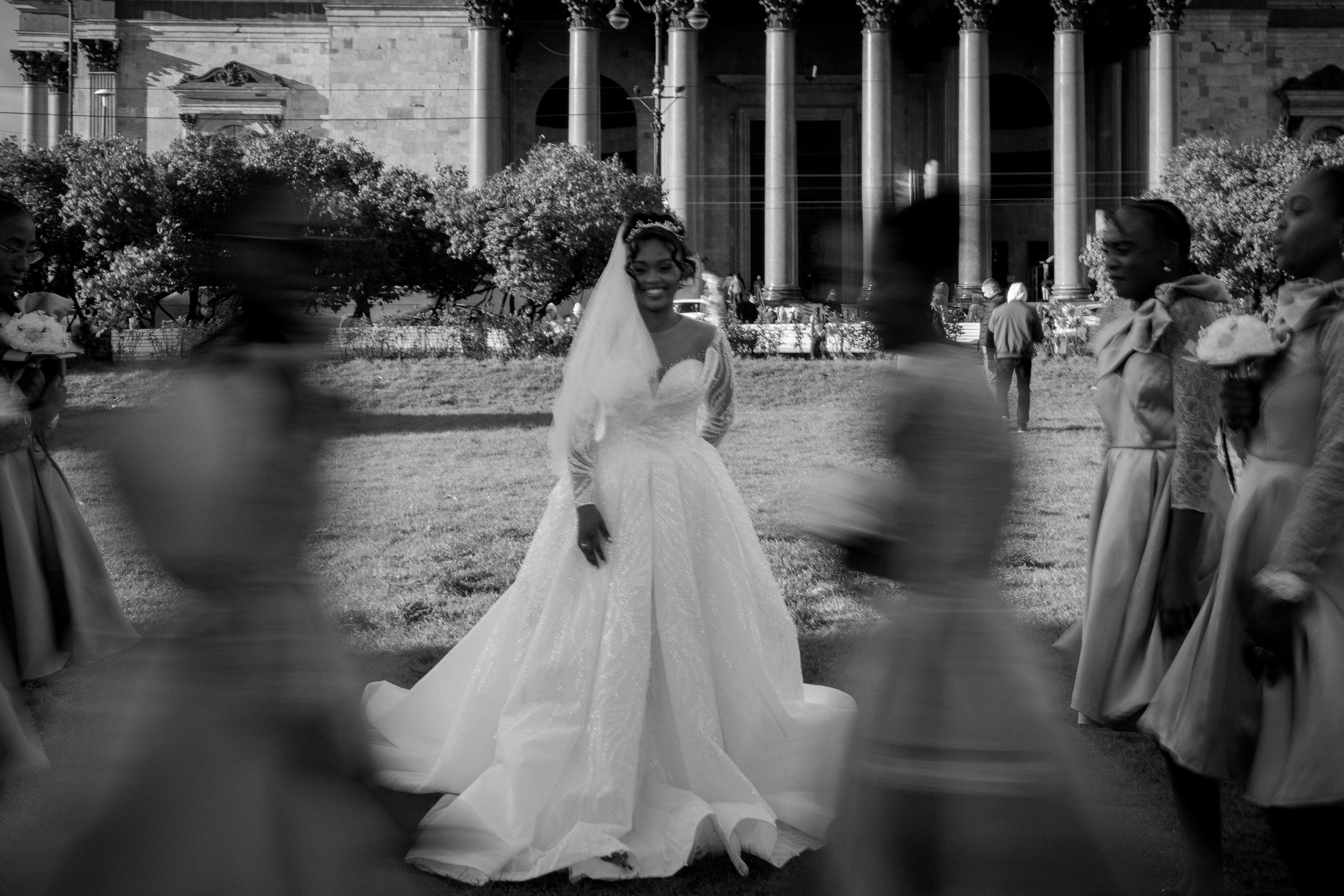 Joa & Gabriella. Photographer based in moscow Peter Tchana