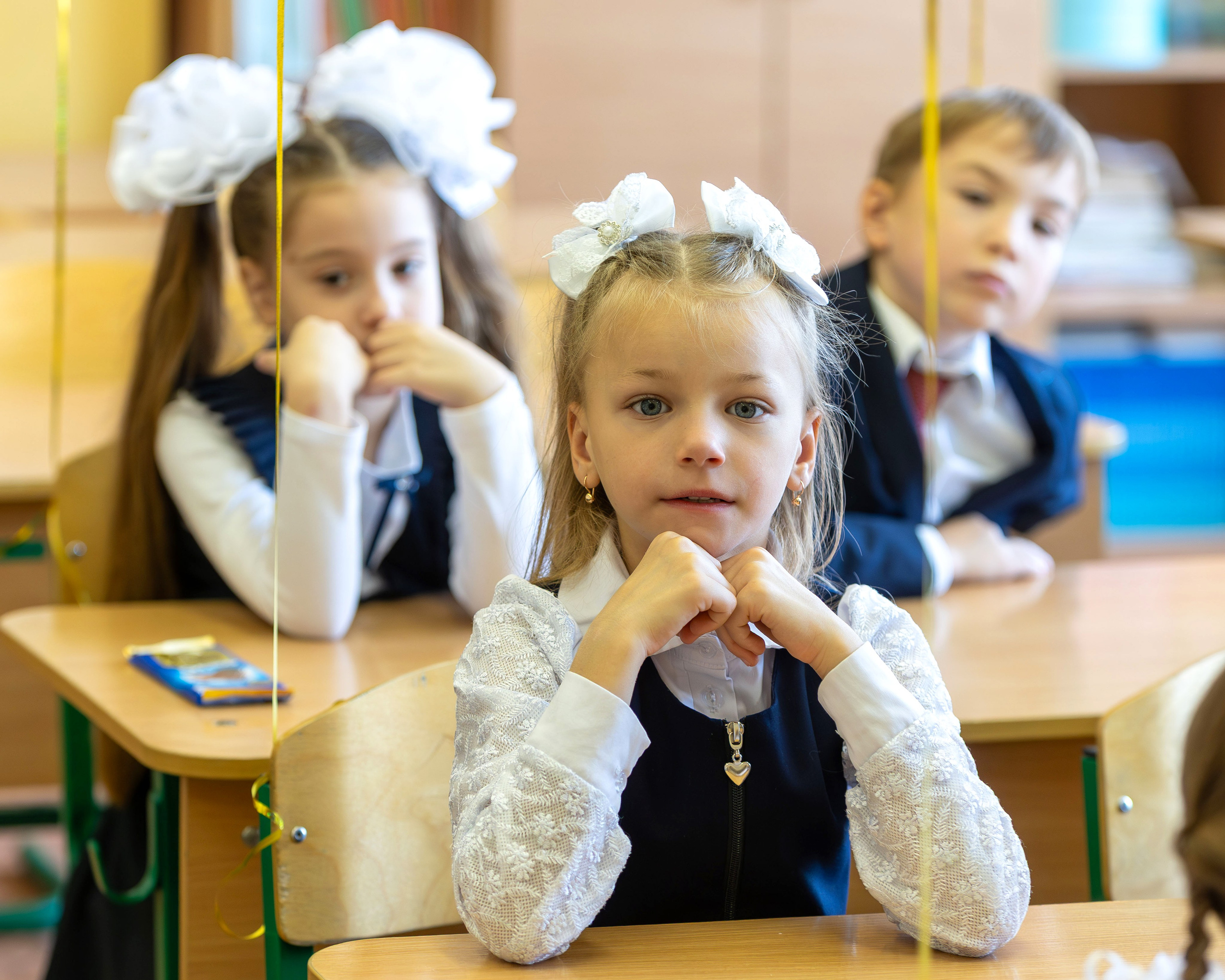 Первый школьный день 1М, школа № 30. Выпускные альбомы для школы и детского сада — школьный фотограф Подольск, Троицк, Щербинка, Москва