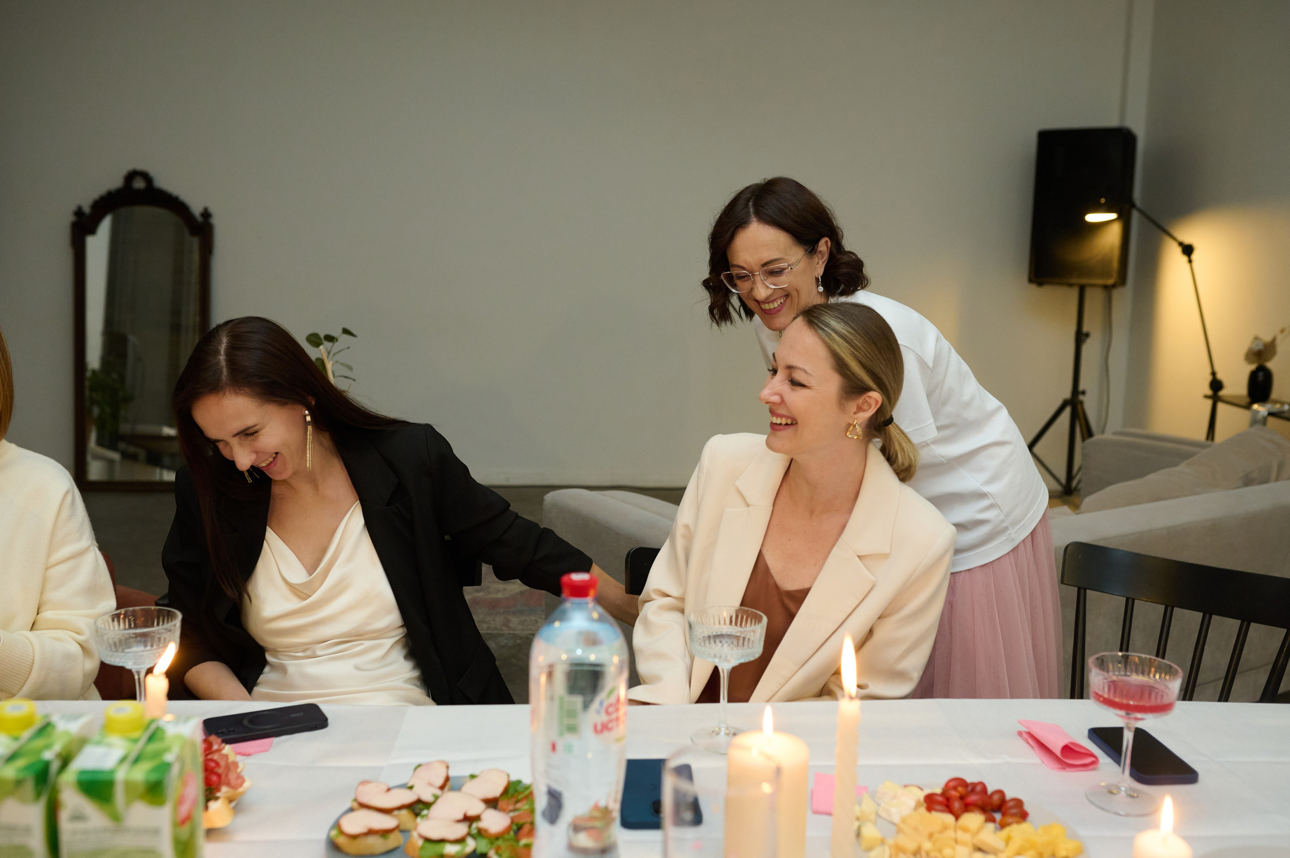 Квартирник. День рождения в Лофте. Фотограф в Санкт Петербурге Александра Вильдгрубе