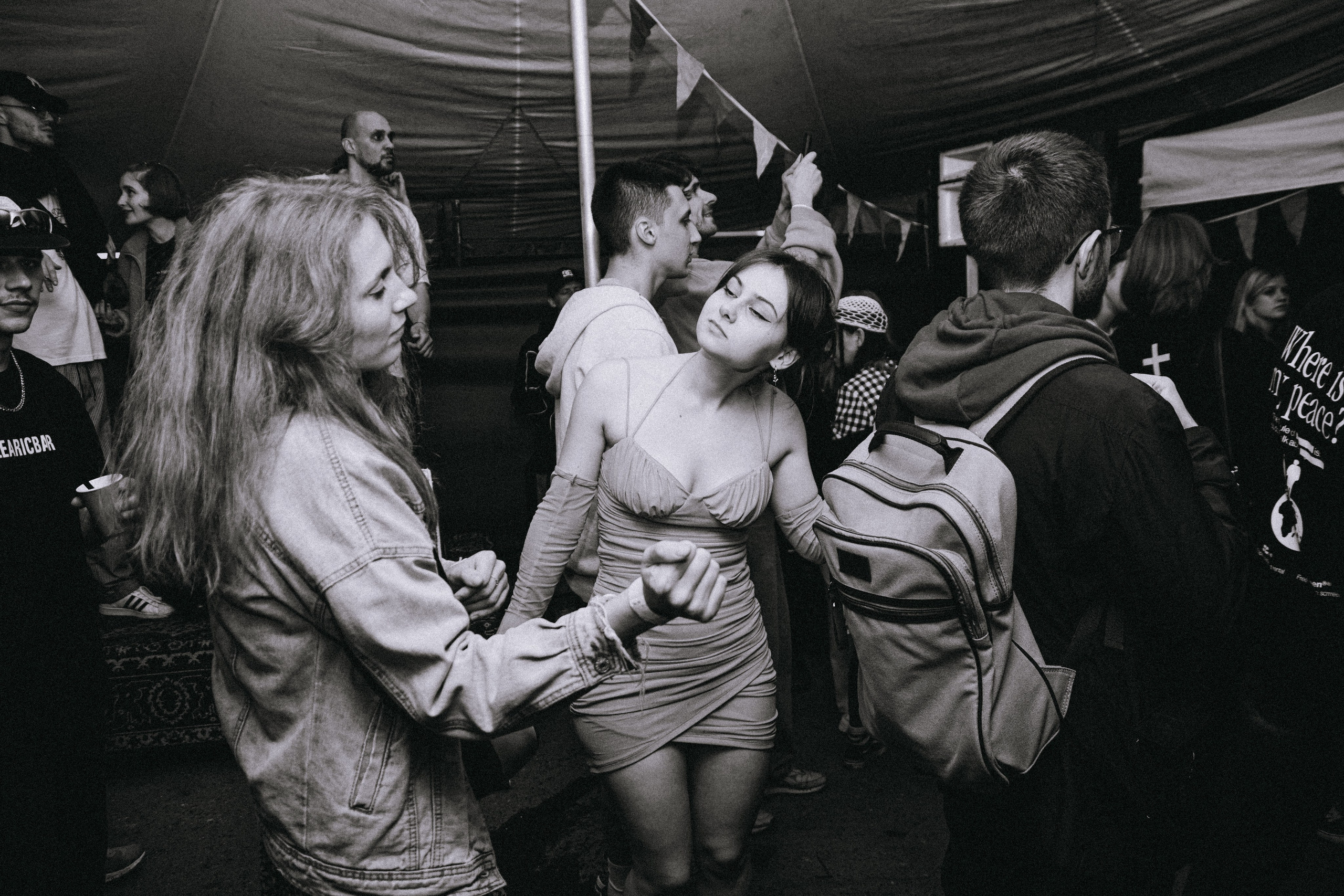 Тусовки. Фотограф Егор Огородов