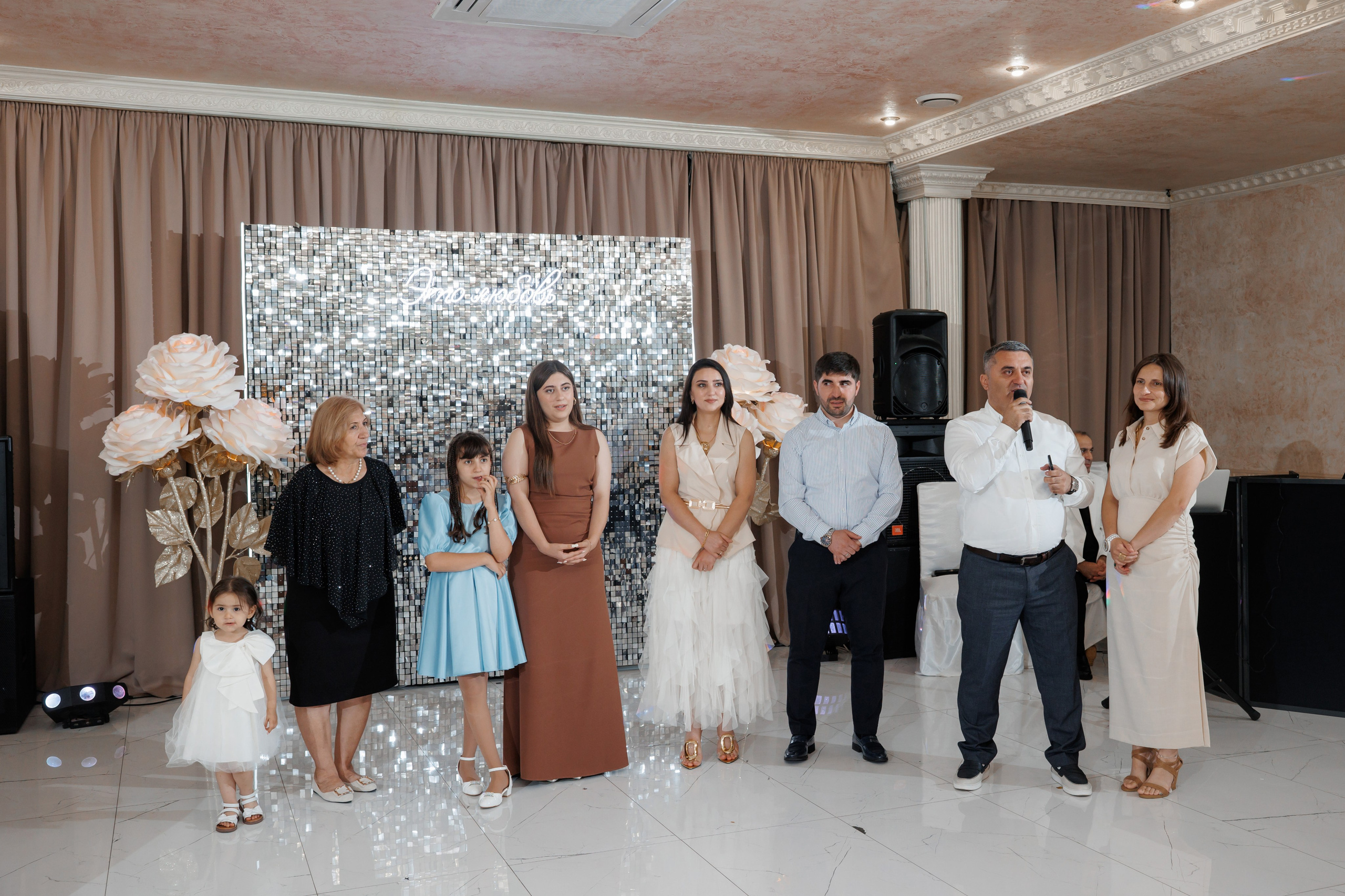 ЗАГС Бутово и Остафьево. Свадебный и репортажный фотограф (Москва, Королев и другие)