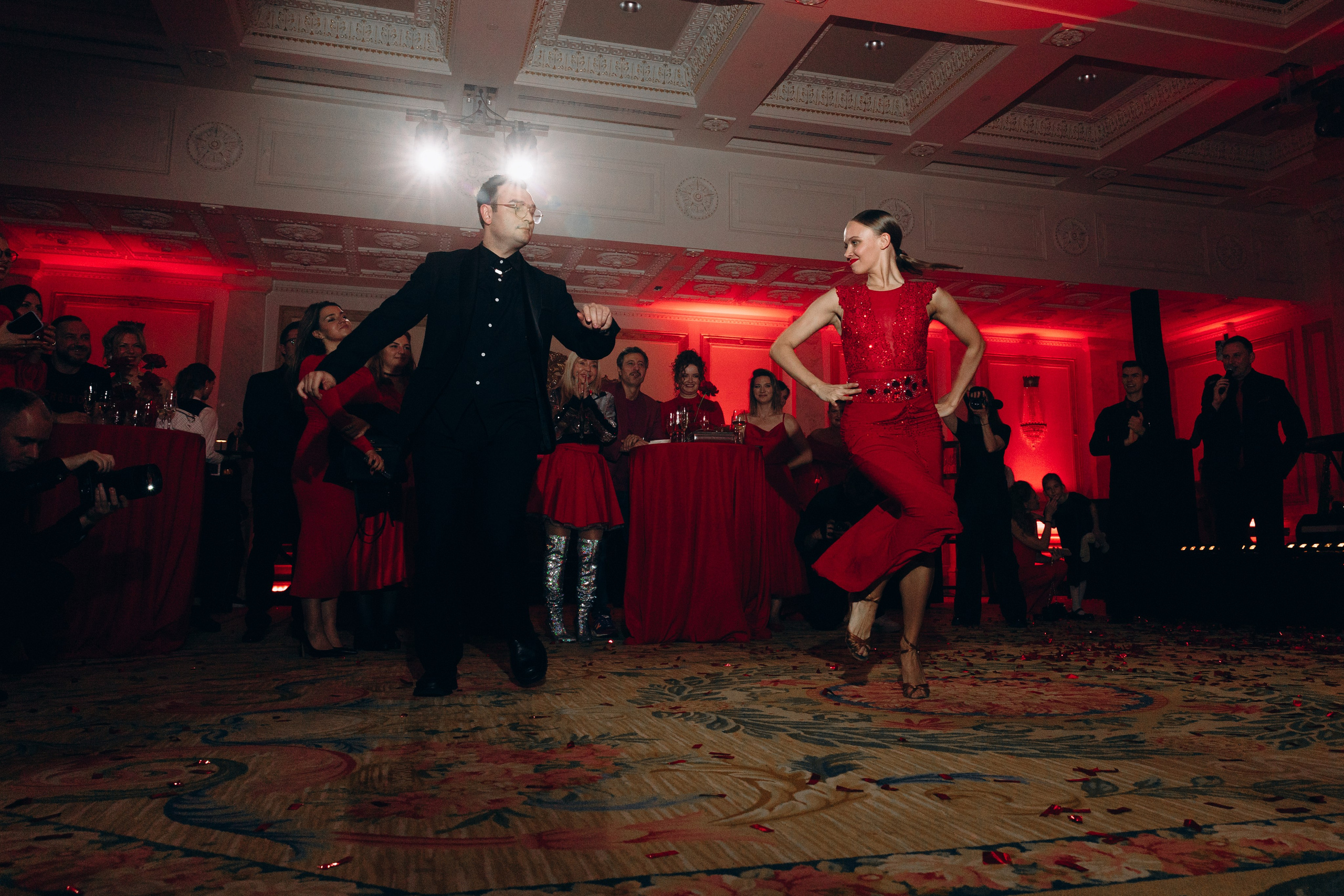 Red ball. Свадебный фотограф в Санкт-Петербурге и Москве Андрей Чернов