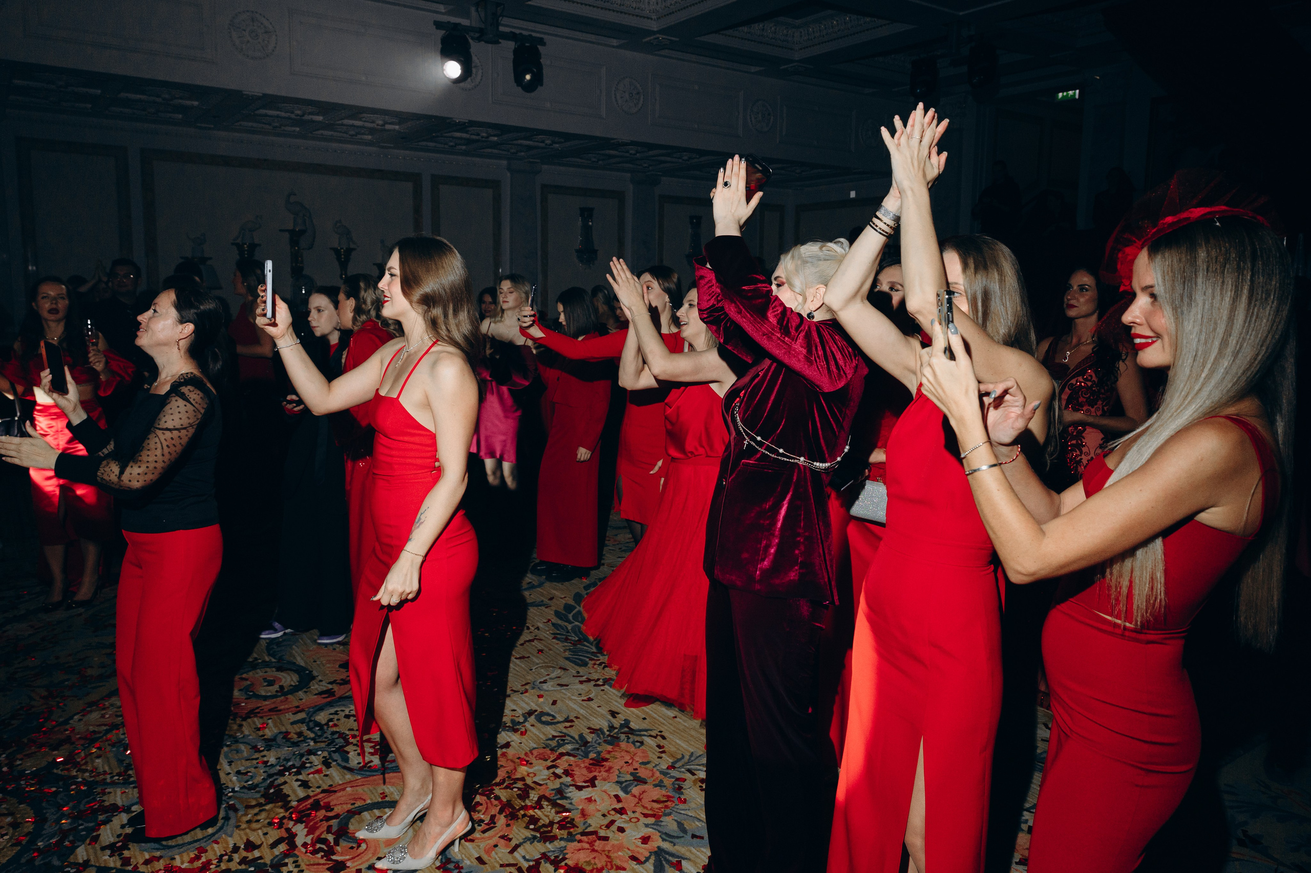 Red ball. Свадебный фотограф в Санкт-Петербурге и Москве Андрей Чернов