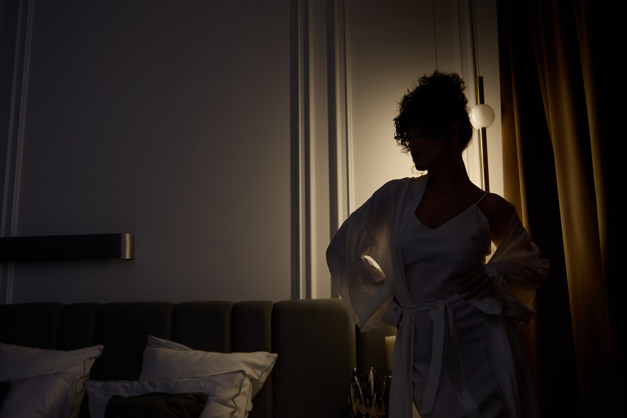 Силуэтный портрет невесты в Казани. Профессиональная свадебная съемка