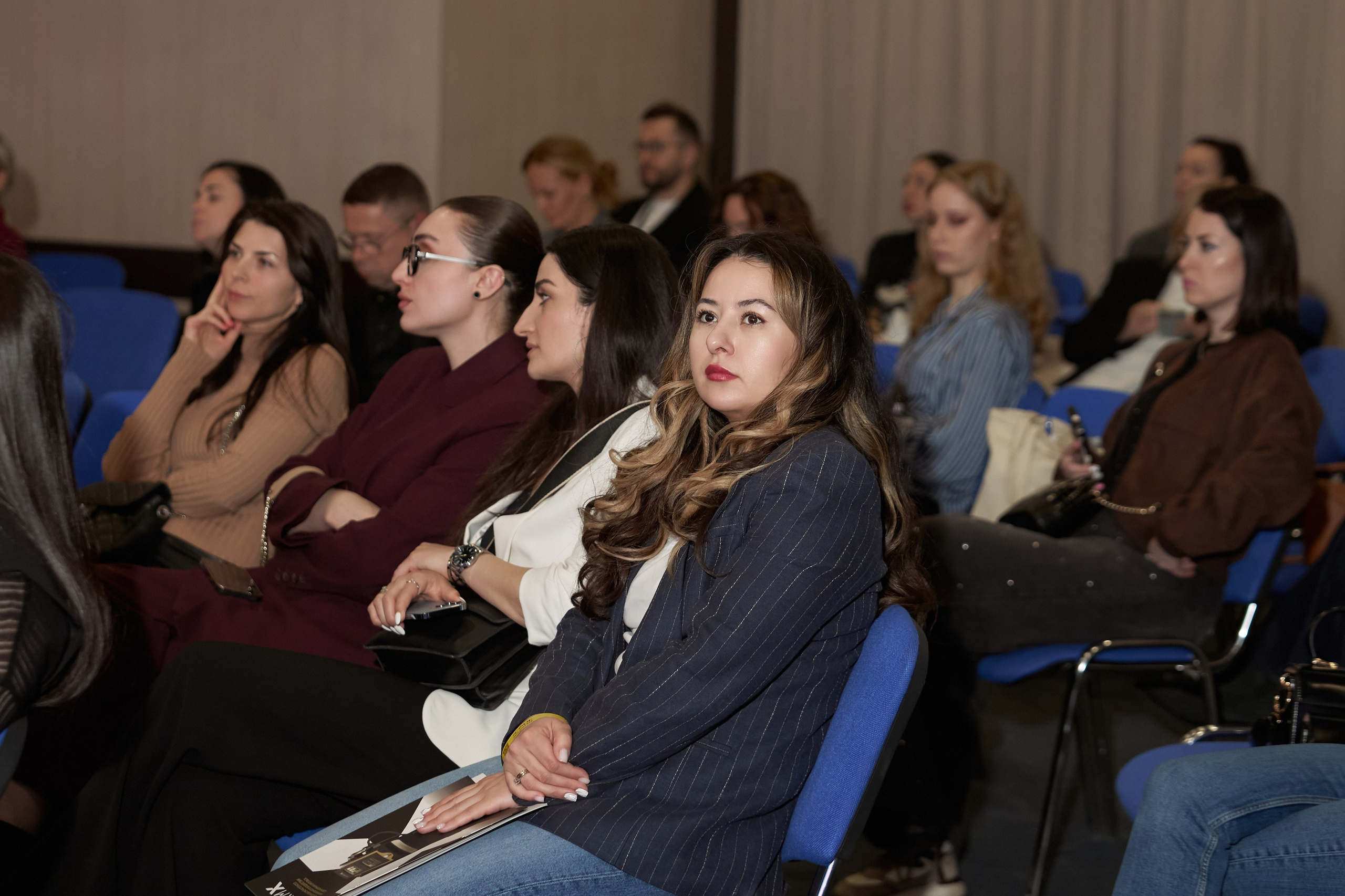 СЛУШАТЕЛИ. PRO-AGELESS