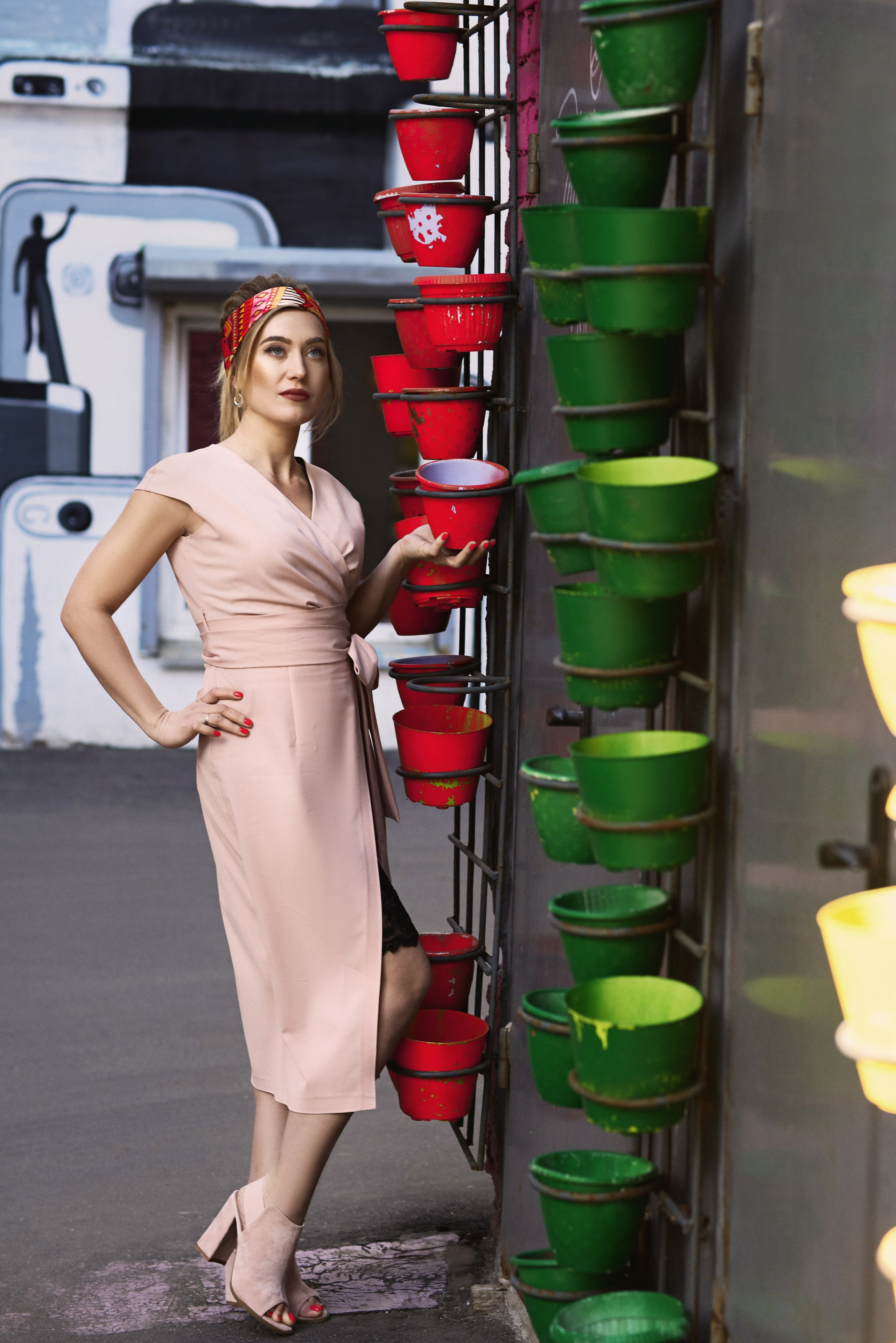 Фотосессия на улице. Фотограф Москва: тематическая фотосессия с подбором образа