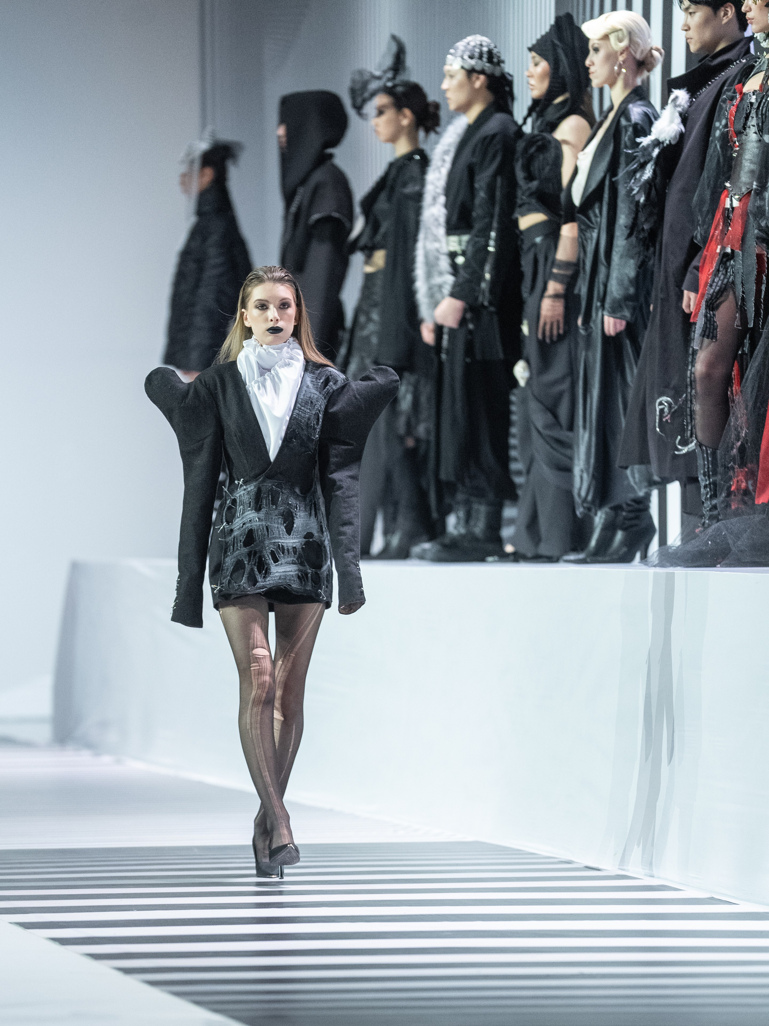 New Generation-OPEN WAY. Сайт Алматинского НЮ АРТ, будуар и фэшн фотографа Дениса Карпенко