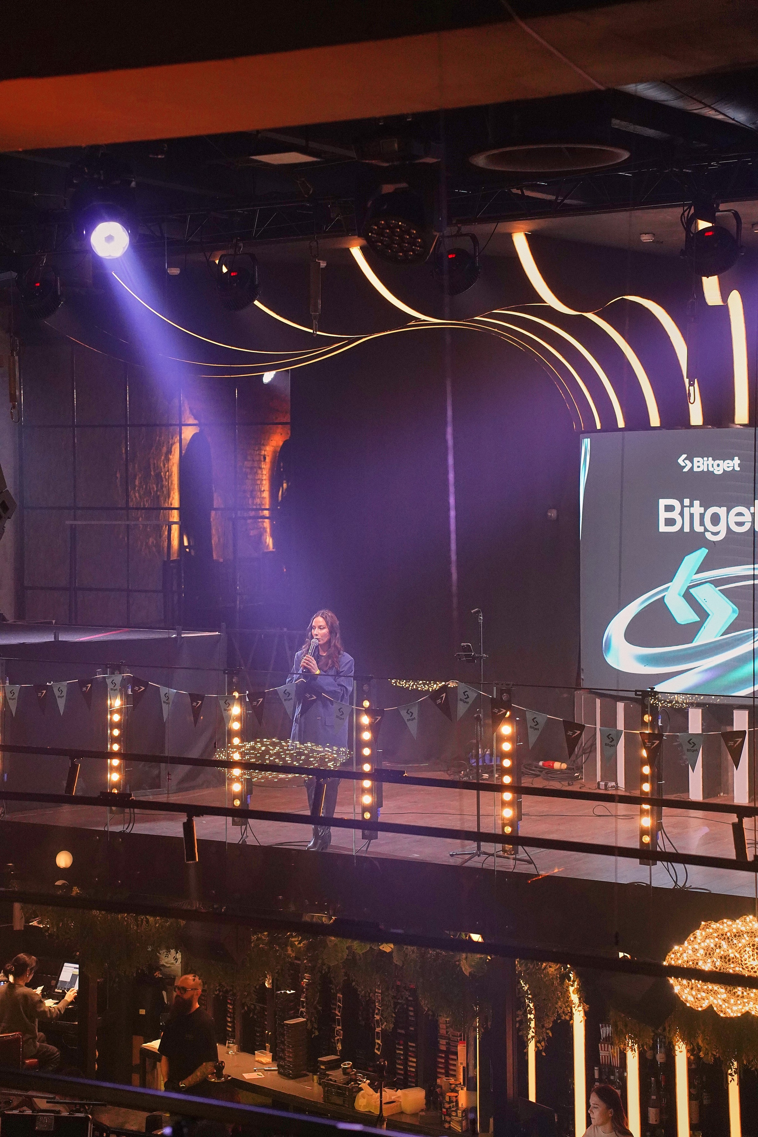 Bitget. Фотограф