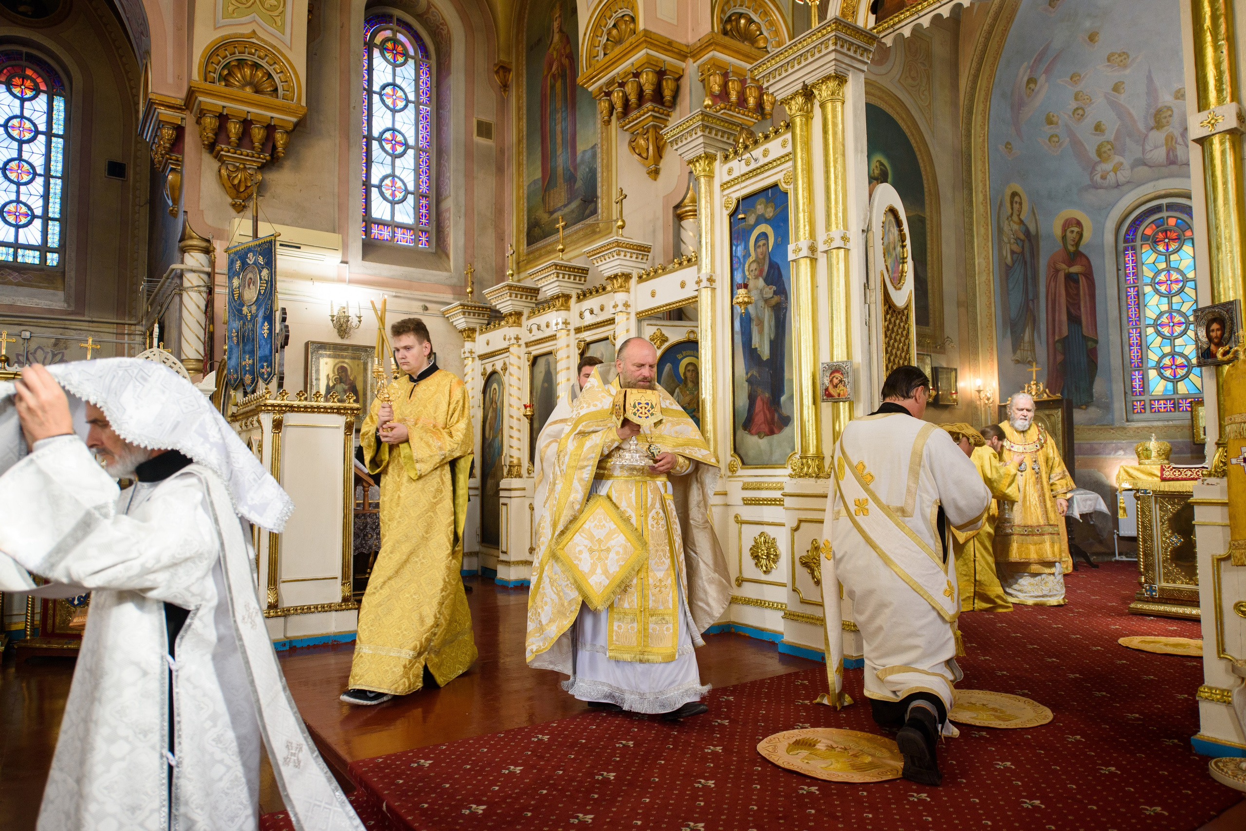 Воскресная литургия 29.10.2023. Семейный и свадебный фотограф в Феодосии и Коктебеле