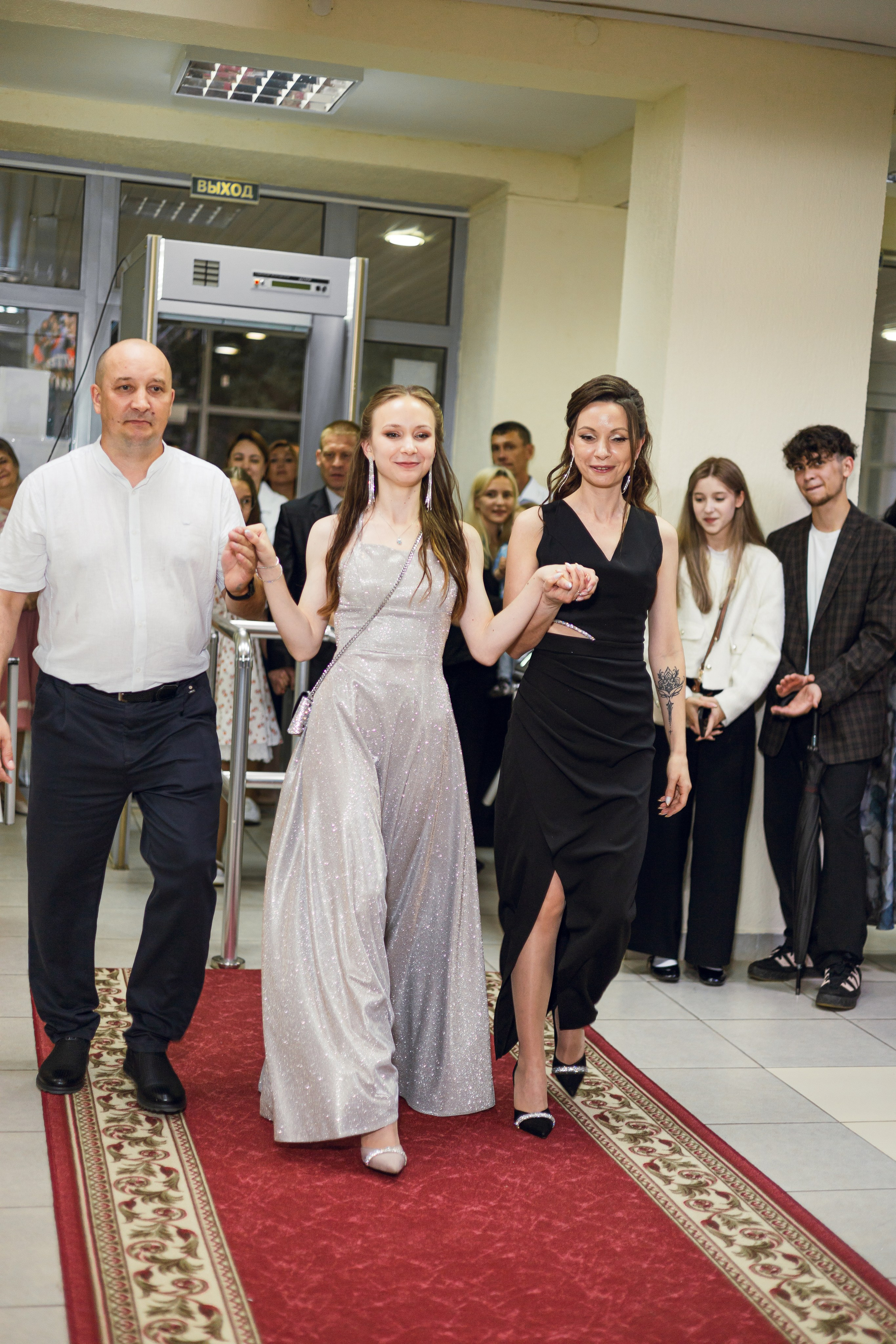 3 школа. Фотограф и видеограф в Бугульме Аня Трутнева