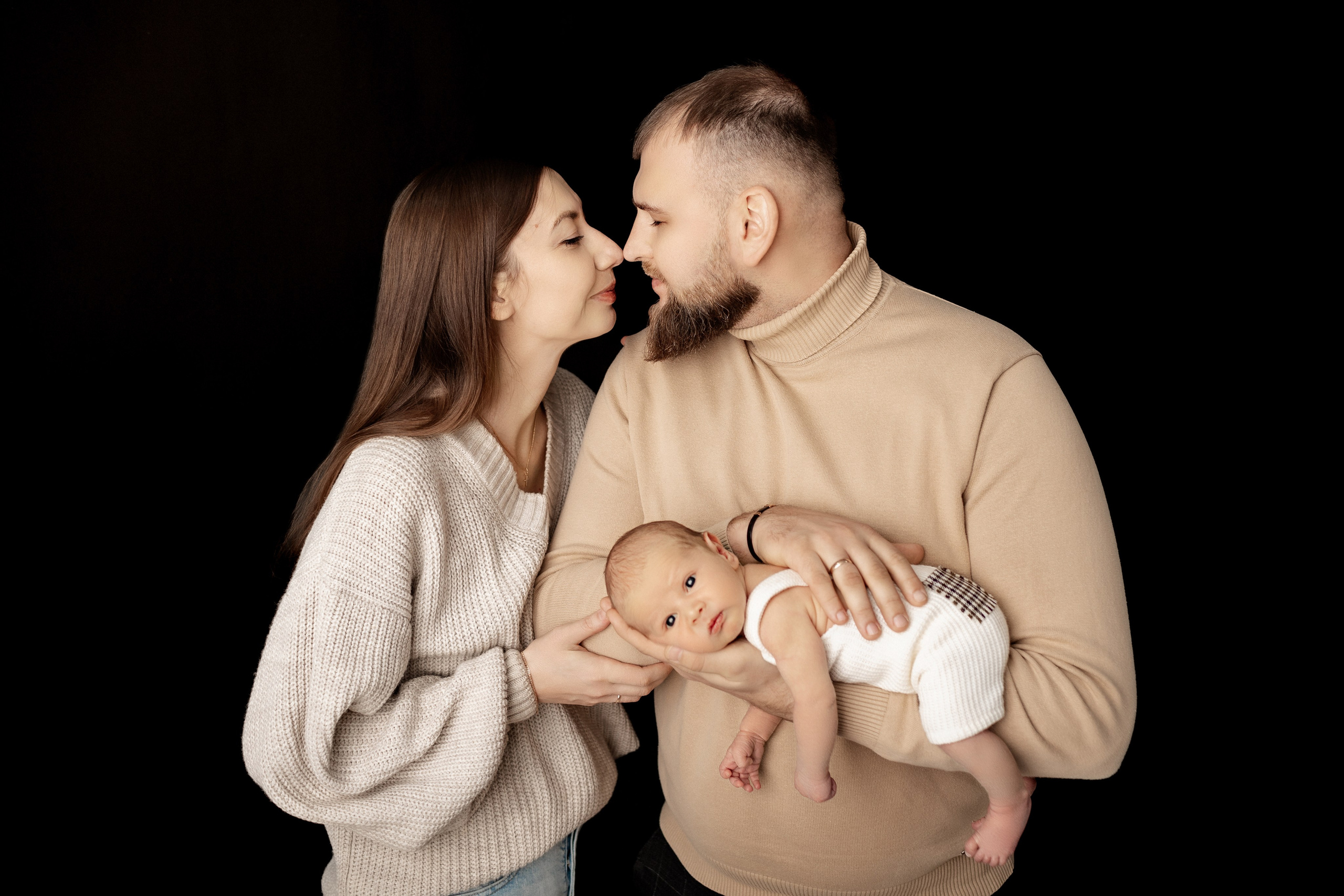 Фотосъёмка новорожденных. Фотограф Беременности и Новорождённых в Кемерово