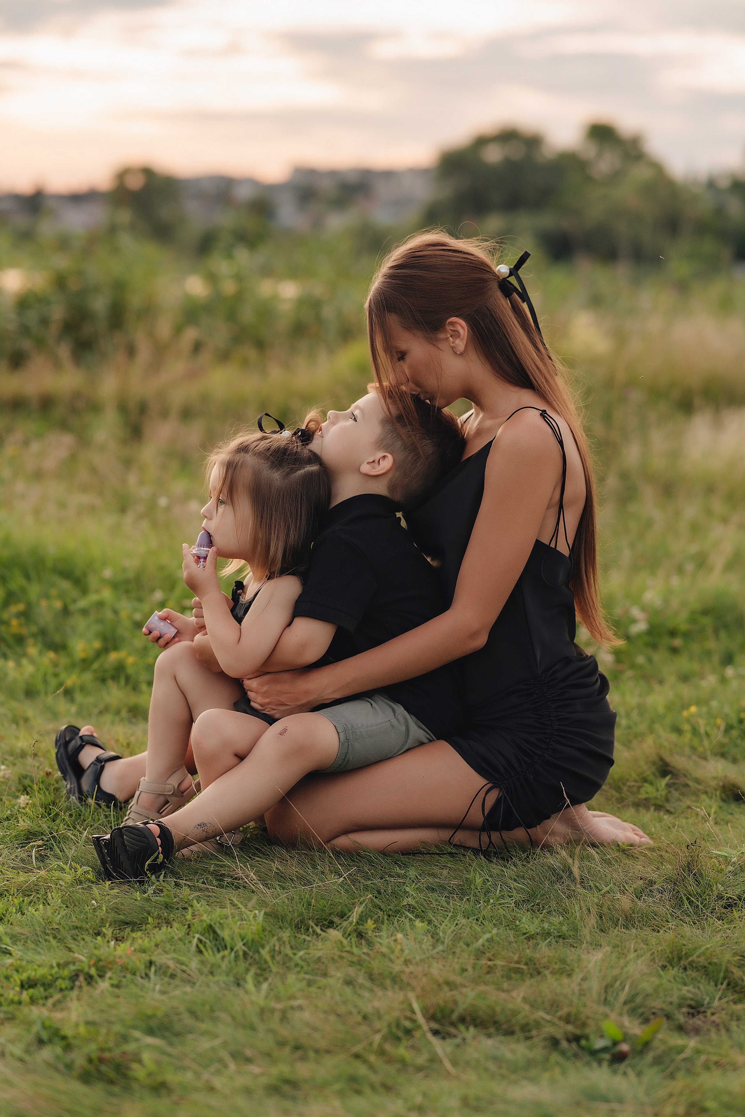 Юлия, Арина и Артём. Фотограф Карина Шмулёва. Воронеж и область