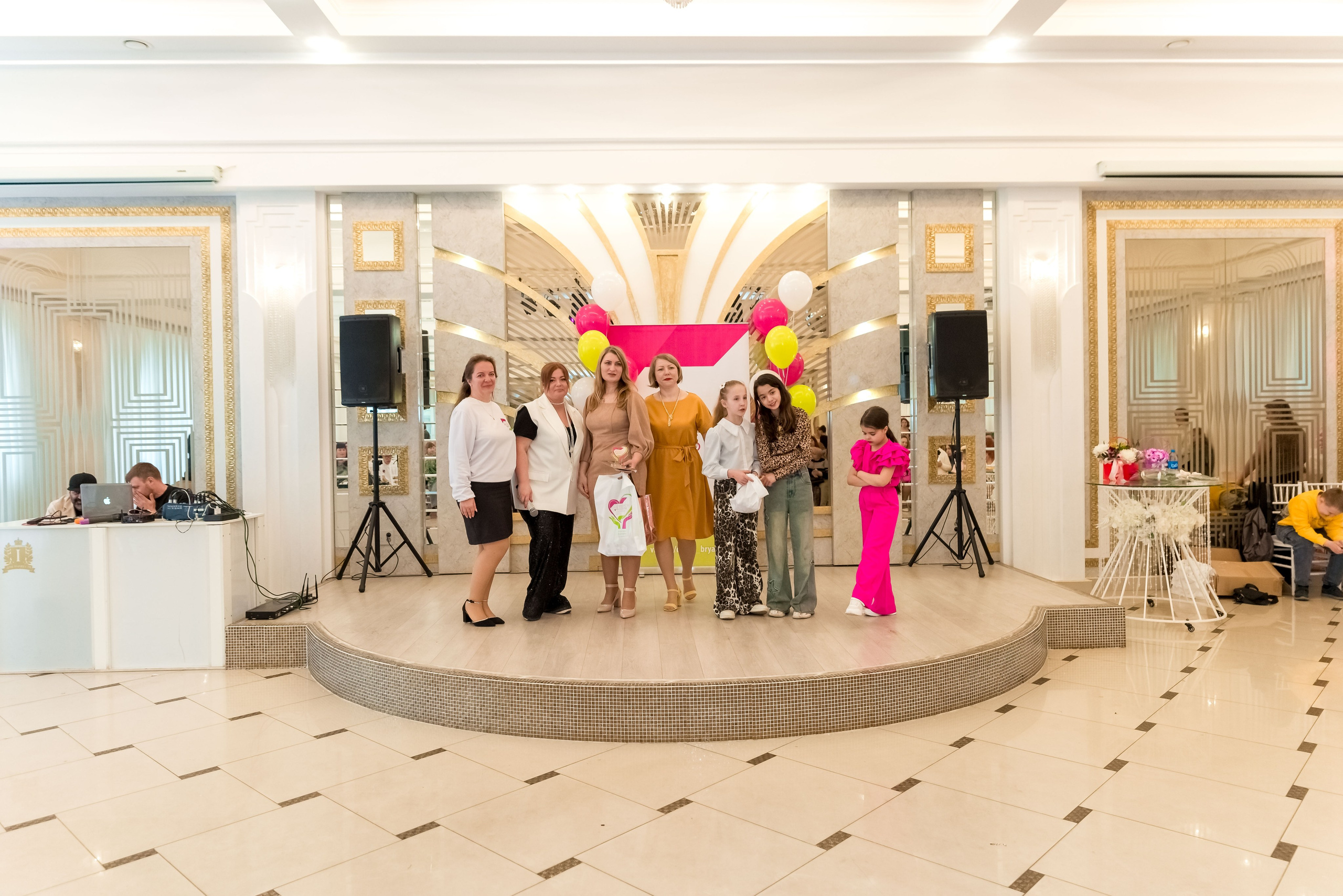 Фестиваль Ради мира от АУКЦИОН ДОБРА 🔥. Женский фотограф Крещение Венчание Москва Брянск