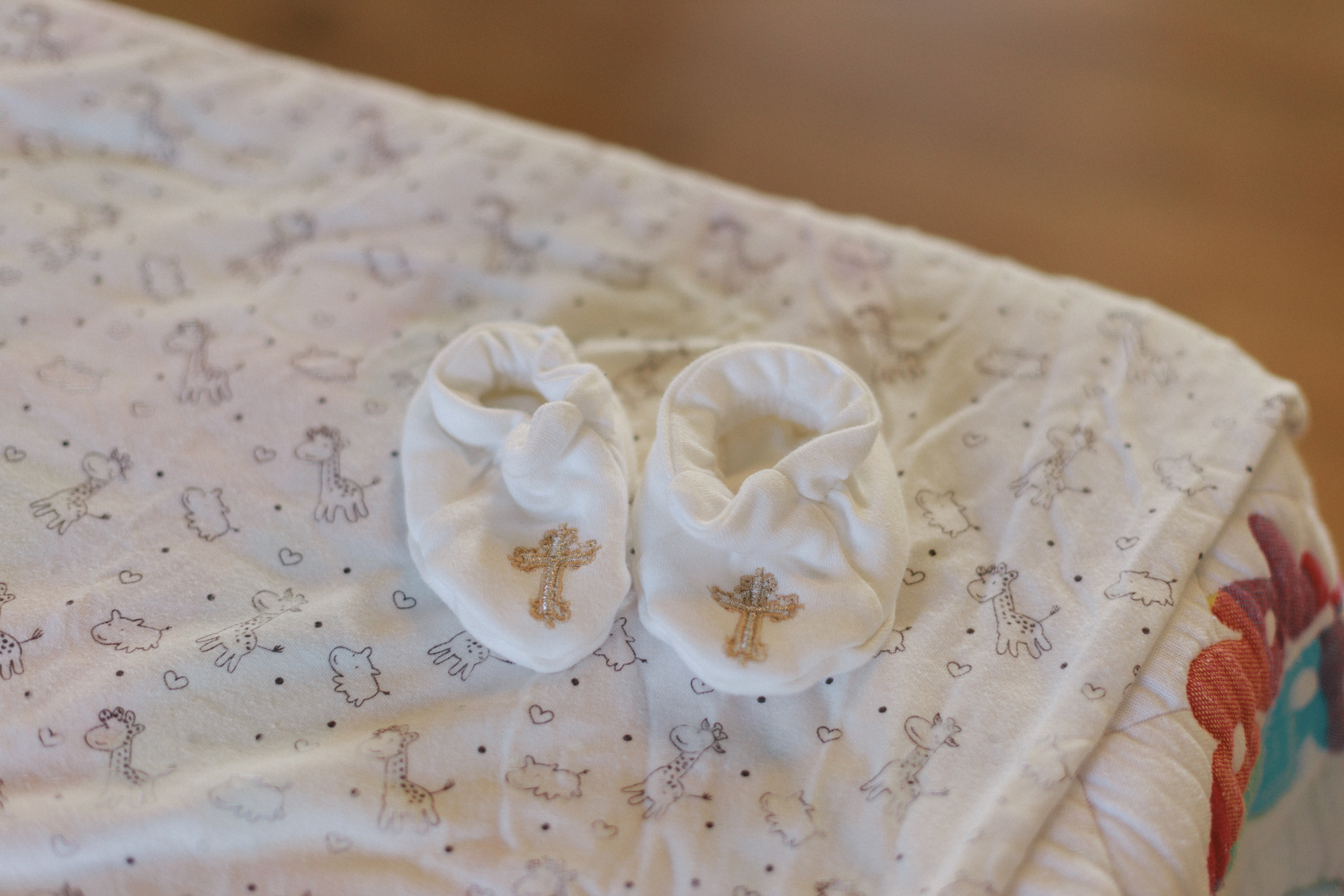 Она позировала на протяжении всего крещения. Свадебный фотограф Мироманов Николай в Крыму