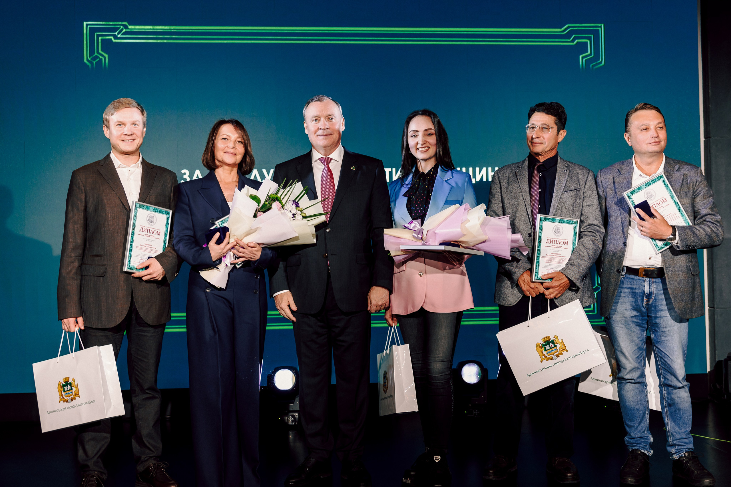 XXVI Церемония вручения премии имени В. Н. Татищева и Г. В. Де Геннина. Лёшка Варзегов — фотограф