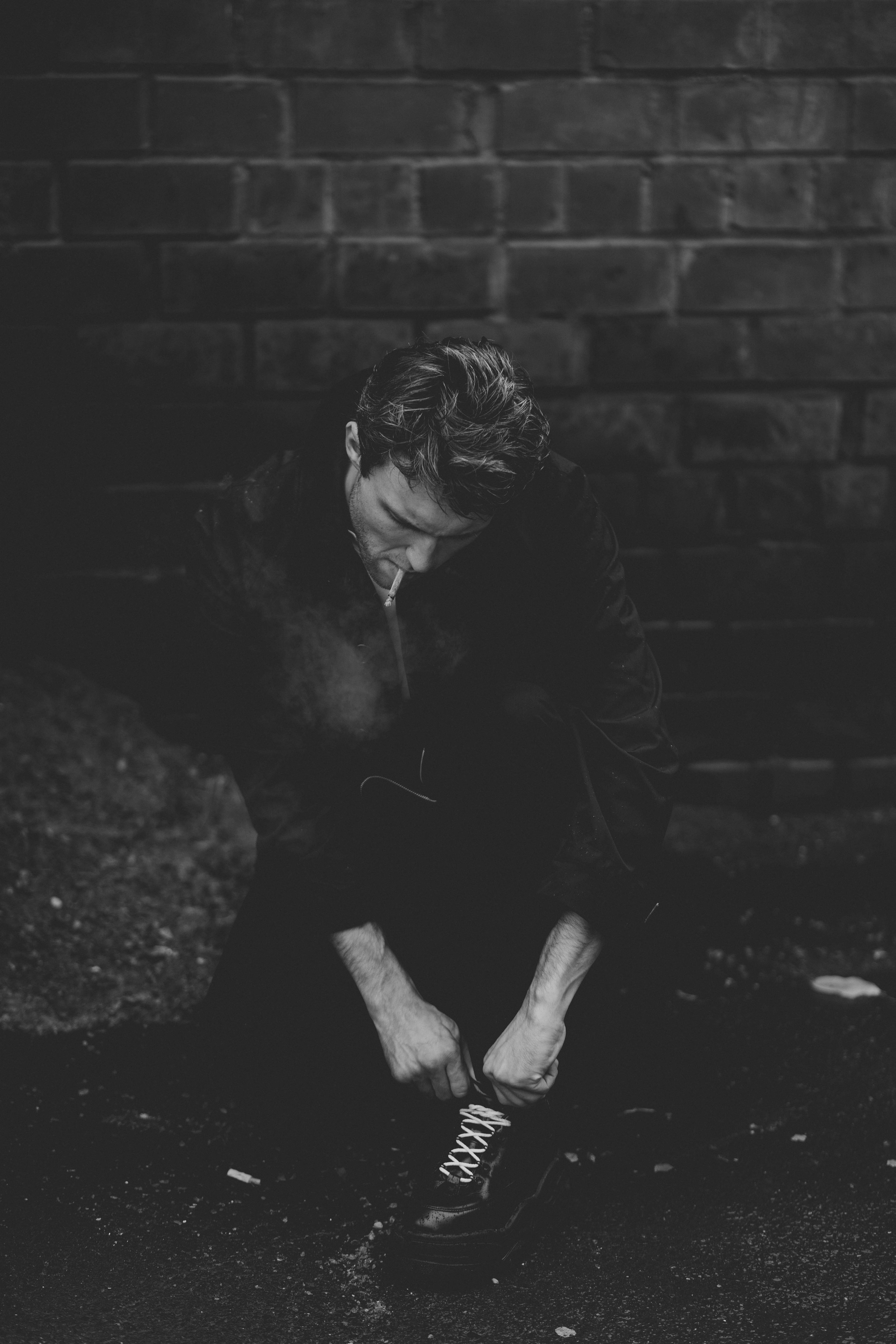 Ян. I am Diana, a portrait photographer. I take pictures around the world