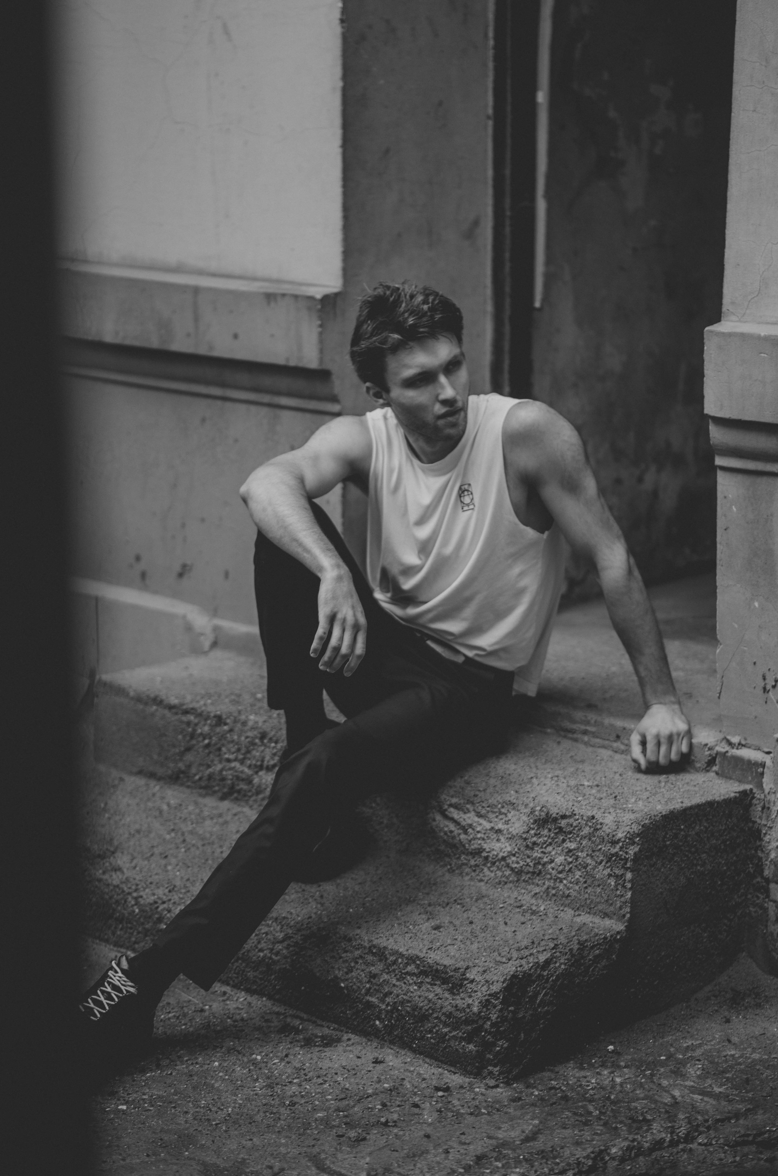 Ян. I am Diana, a portrait photographer. I take pictures around the world