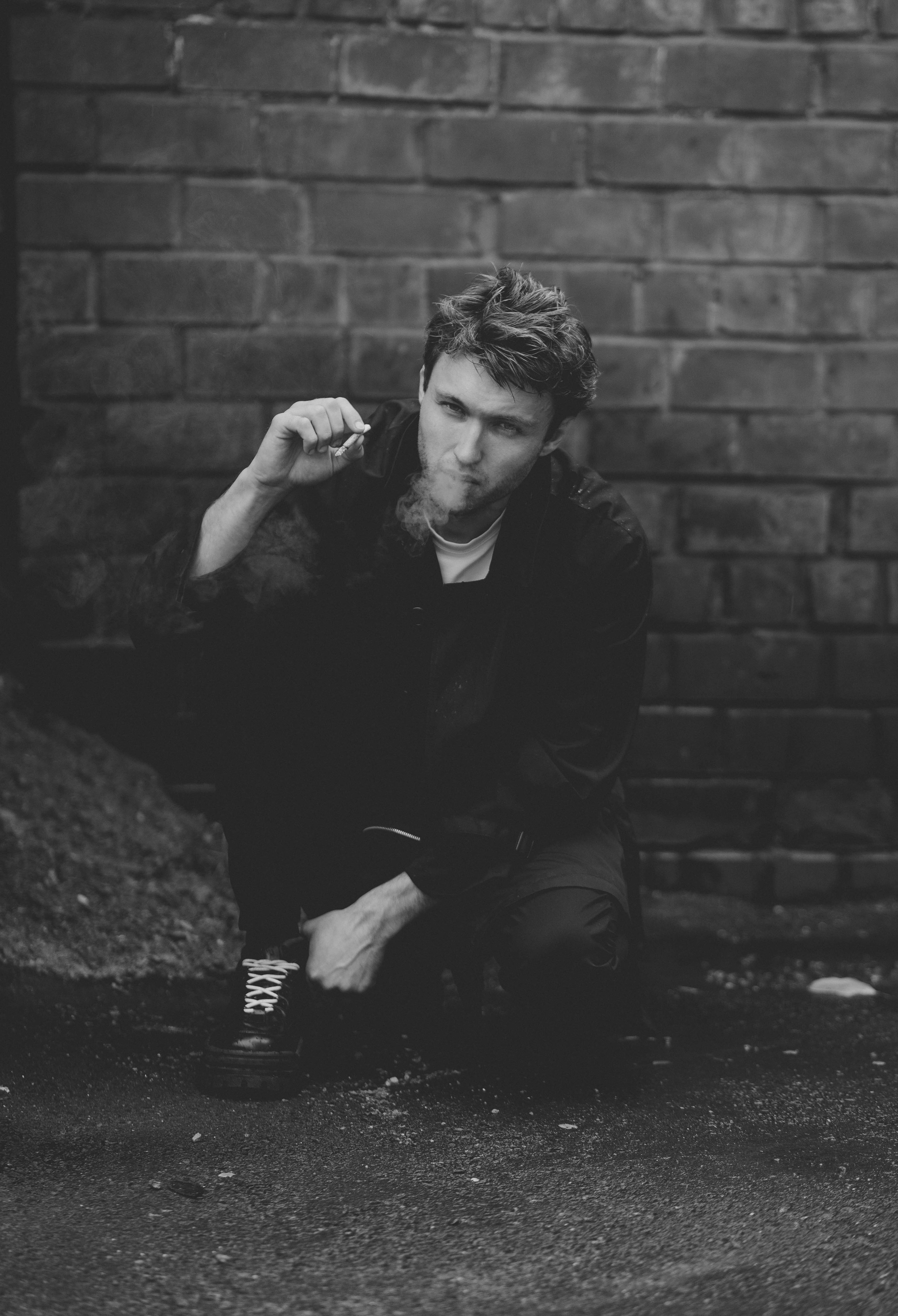 Ян. I am Diana, a portrait photographer. I take pictures around the world