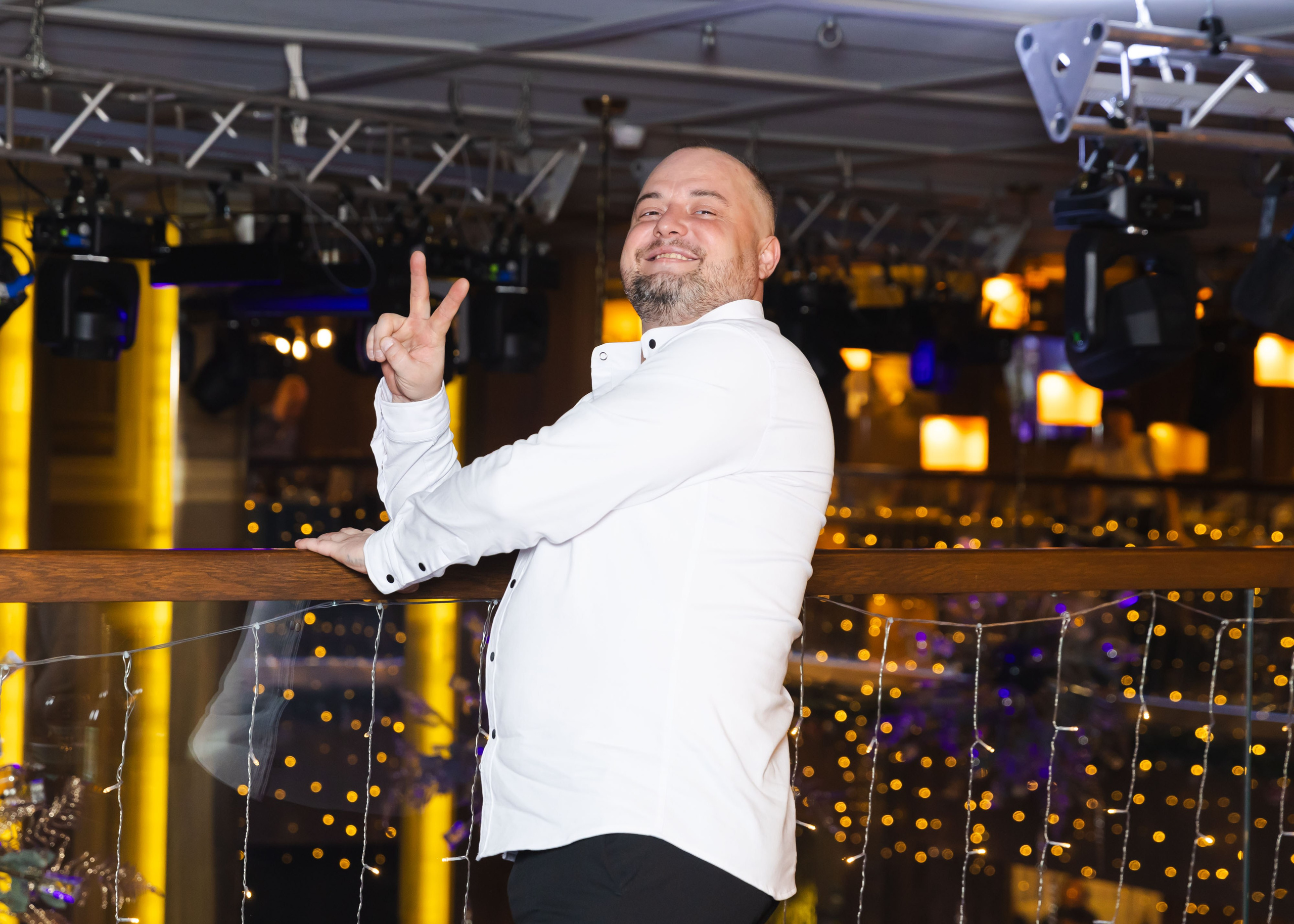 Предновогодка кипарис 2025. ФОТОГРАФ ВИНОГРАДОВА ДАРЬЯ