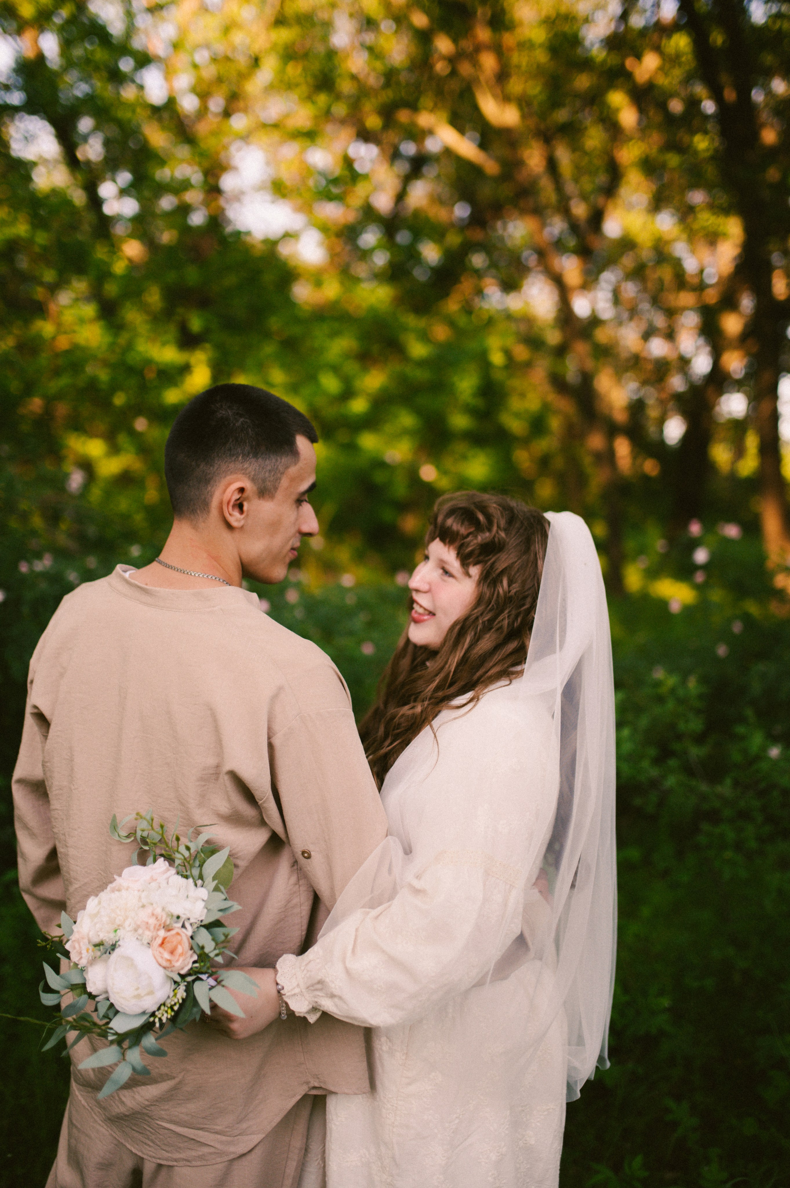 Саид и Алёна Свадебная прогулка 25.05.25. Свадебный и семейный фотограф Волгоград Анастасия Садовникова