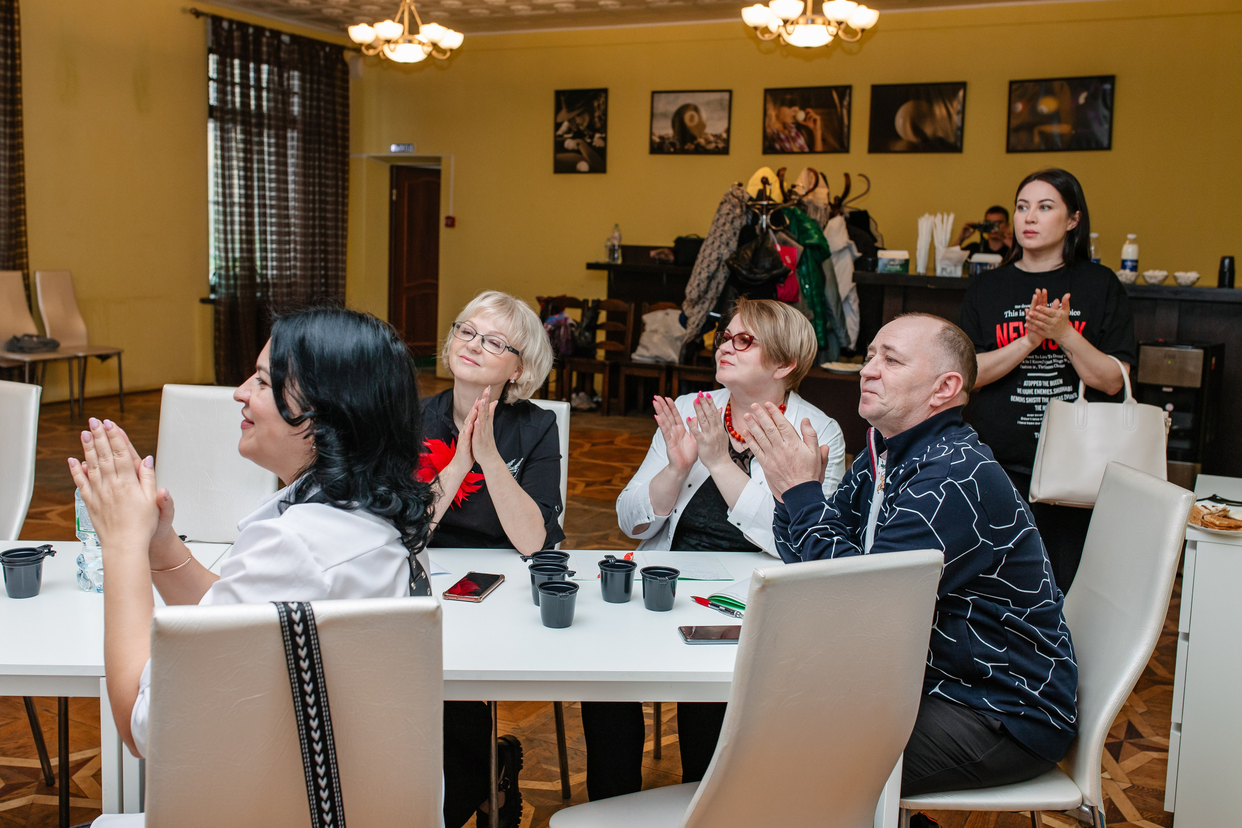 Мастер-класс для банкетных ведущих. Октябрь 2024. Фотограф Пермь. Свадьбы. Семья и дети, школа, д. сад. Фотокниги