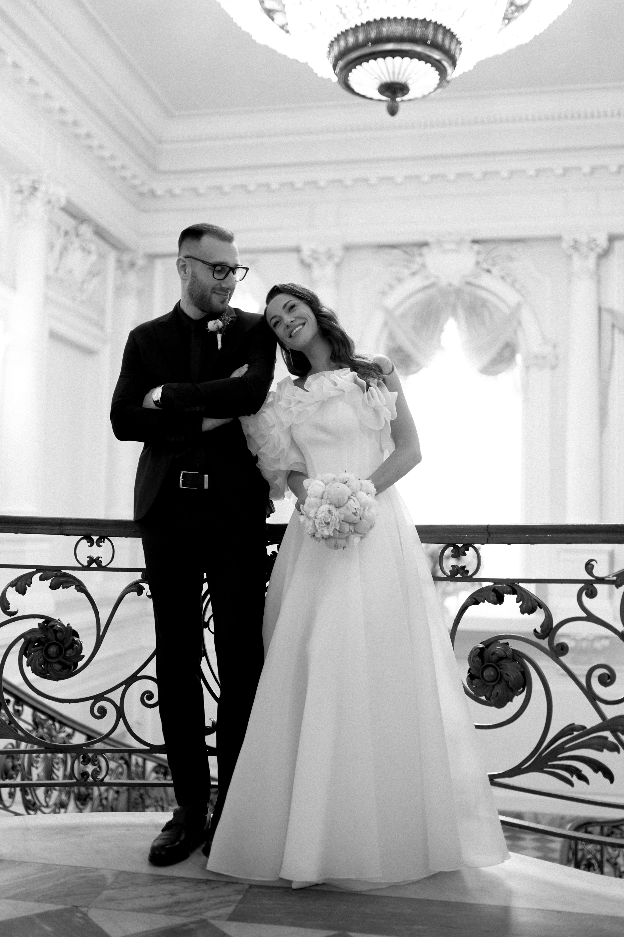 Свадебная фотосессия на катере в Санкт-Петербурге. Сестры Карабаза. Фотографы и ретушеры в Москве и Санкт-Петербурге