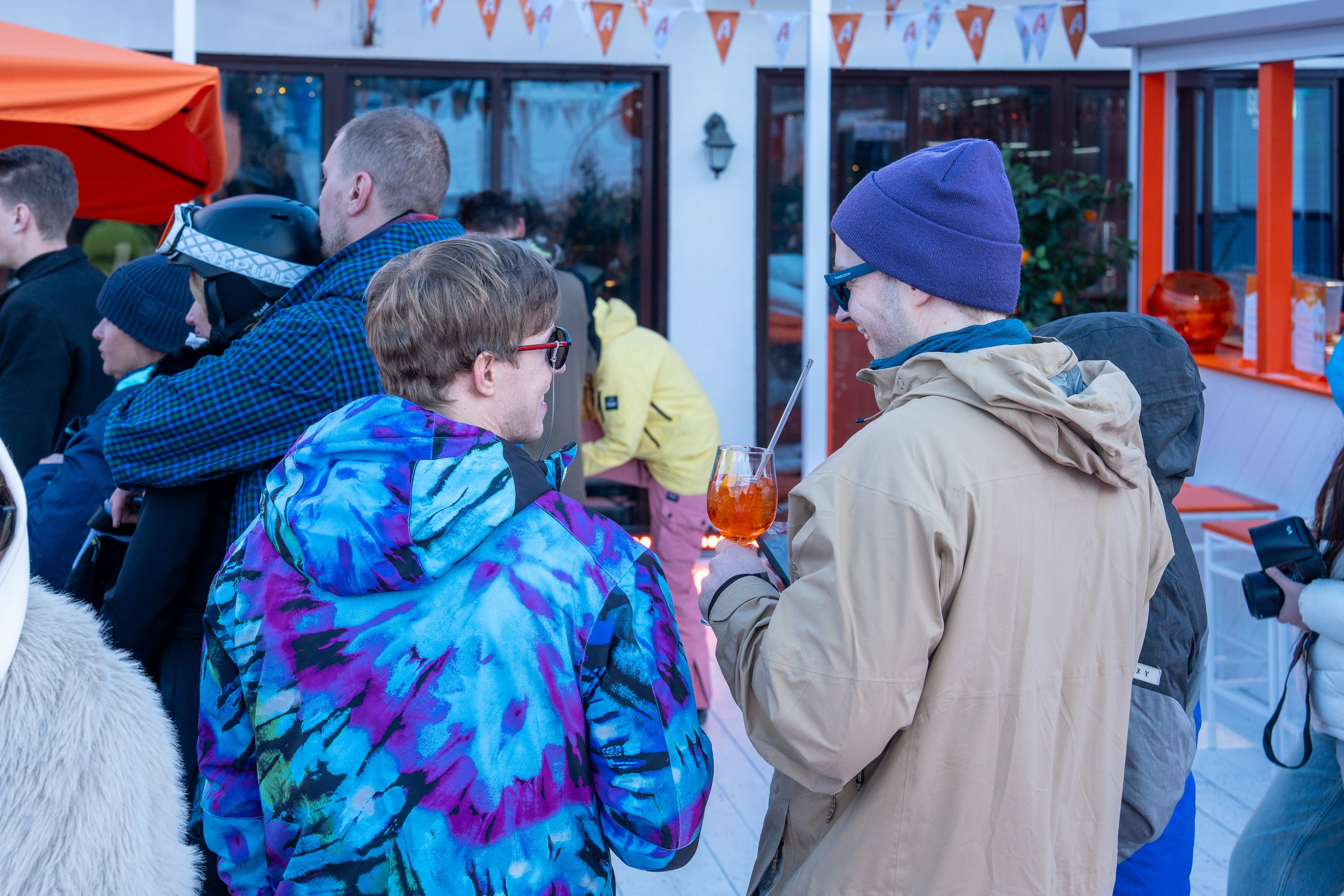 Фотоотчет партнерской интеграции Aperol Spritz на Роза Фест 2025. Репортажный фотограф в Красной Поляне и Сочи Павлюченко Екатерина